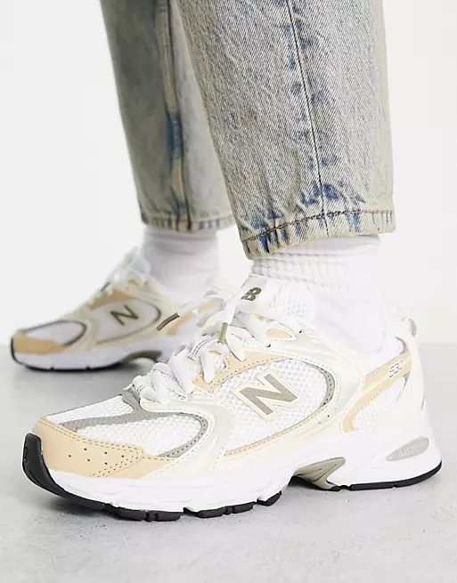 New Balance unisex 530 sneakers in beige and silver - exclusive to ASOS | ASOS (Global)