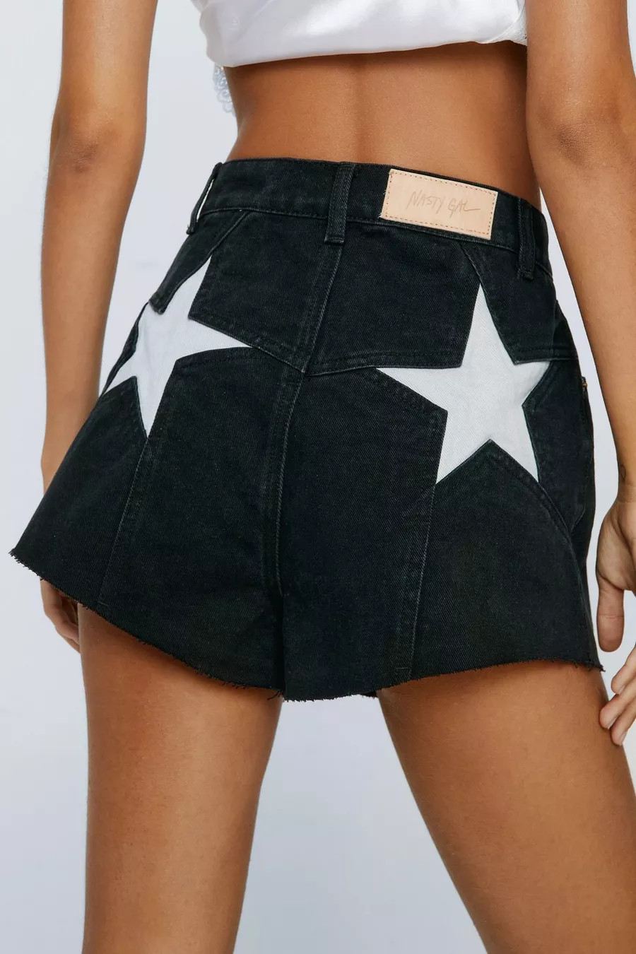 Denim Star Bum Mom Shorts | Nasty Gal US