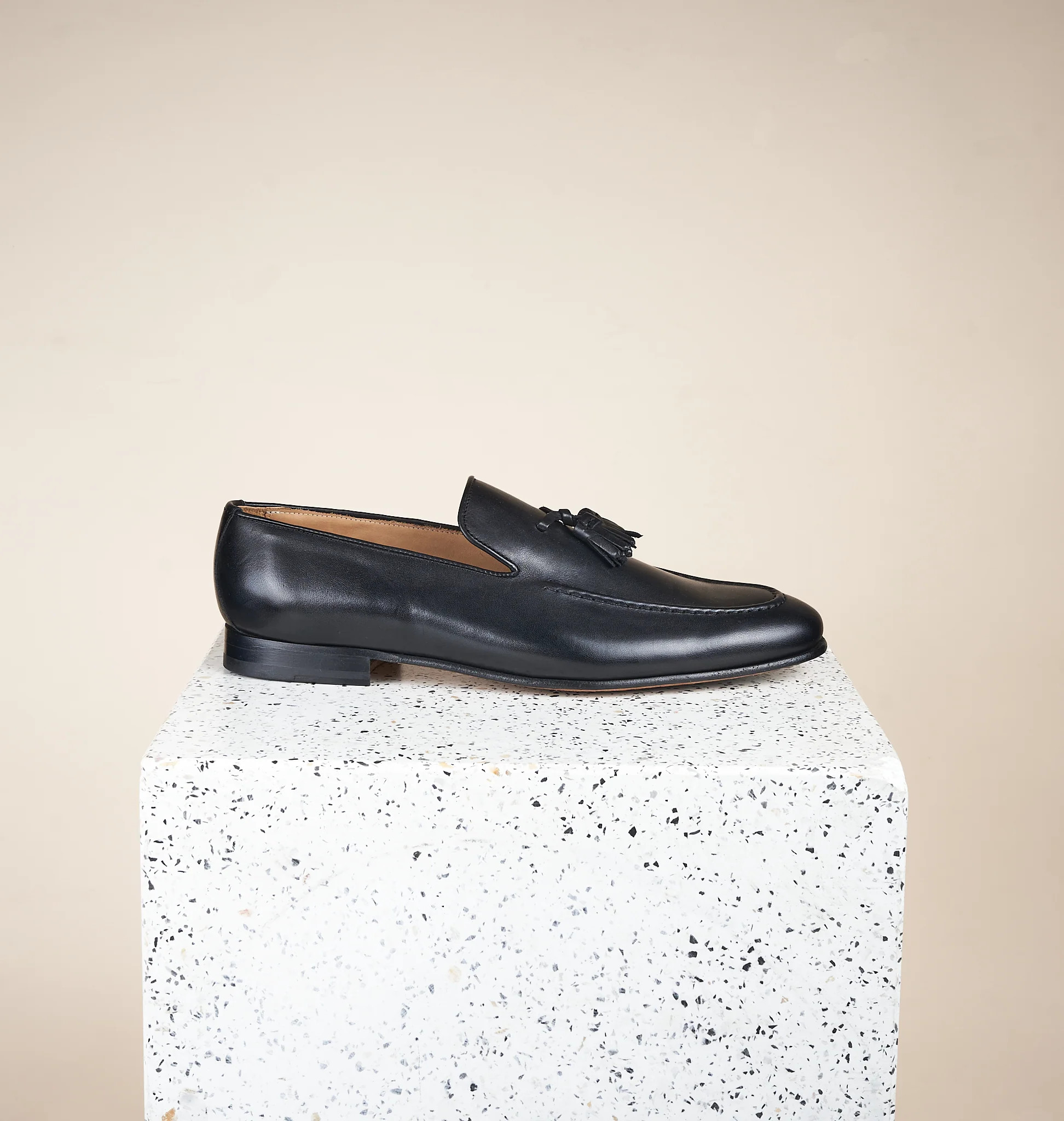 Mirto - Men's Tassel Loafer Black Leather | A.Soliani