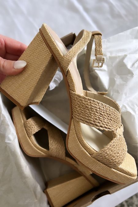 OBSESSED with these heels 😍 

#LTKSeasonal #LTKshoecrush #LTKstyletip