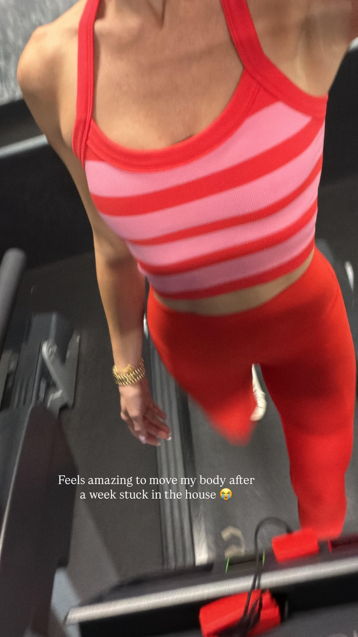 Alo legging XS, Joylab sports bra S

#LTKfitnessgoals #LTKActive #LTKHoliday