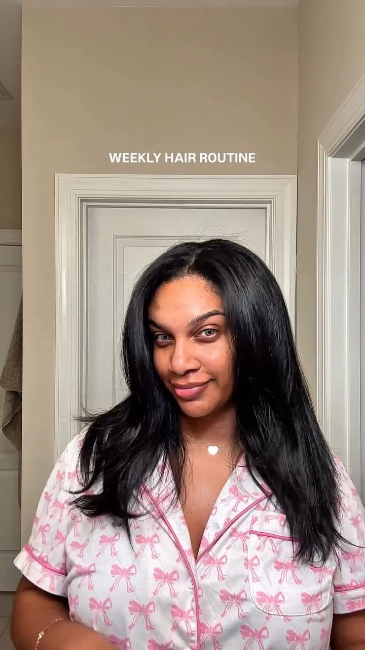 Weekly blowout 🤍 bouncy Dyson blowout.

Products in my bio on shopmy

#dysonairwrap #bouncyblowdry #blowdry