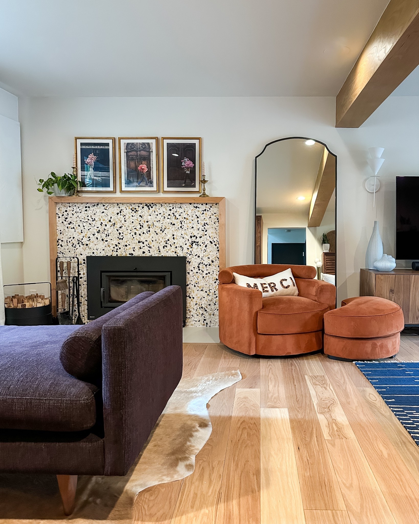 Living room, mirror, rugs, home decor, family room 

#LTKHome