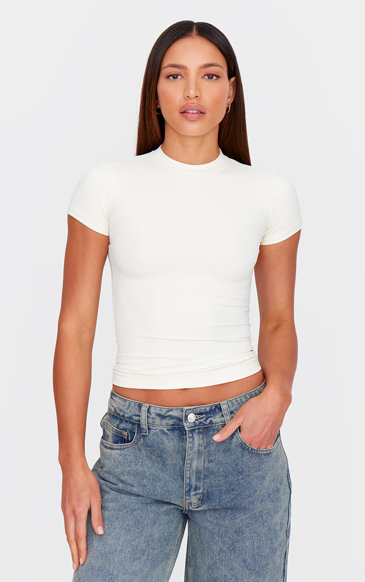 Tall Cream Snatched Sculpt Short Sleeve Top | PrettyLittleThing US