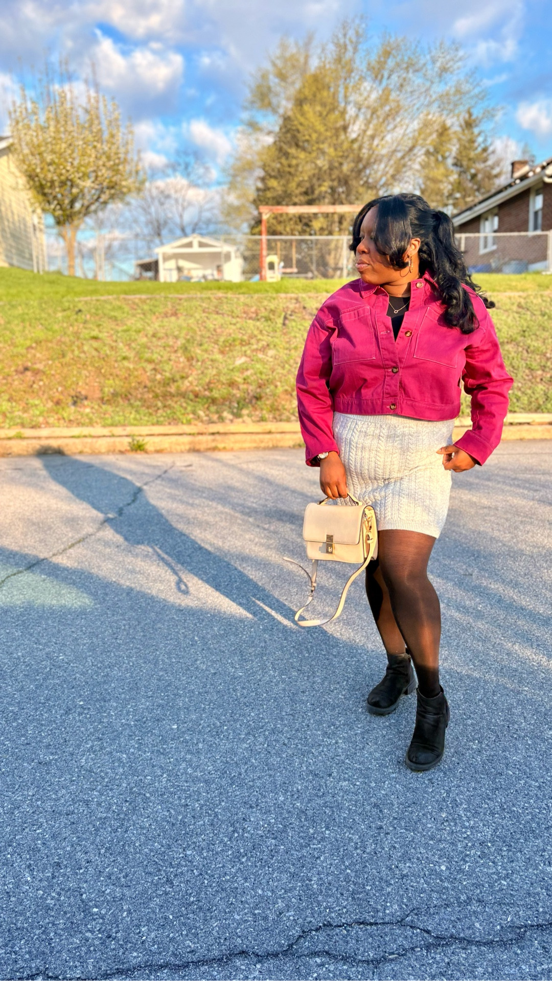 POV: you really just needed to switch the angle to see the whole vibe 😌✨

Nothing new in the closet… just putting it together different.
Simple, comfortable, and still giving what it’s supposed to give.

Postpartum taught me—stop overthinking it. Style is already there, you just gotta work it.



#LTKootd #LTKmomlife #LTKMidsize