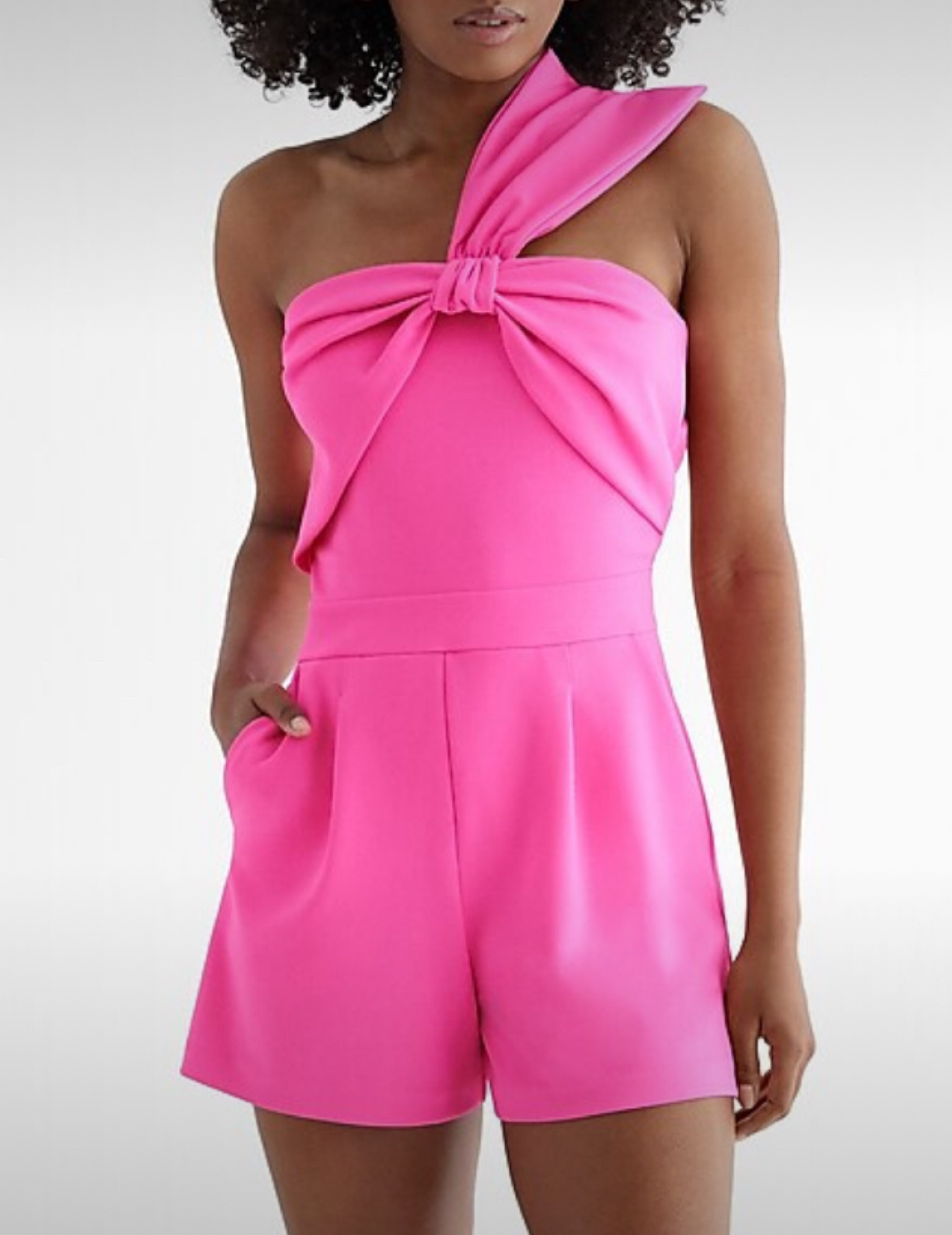 Amazon finds! Click below to shop! Follow me @interiordesignerella for more Amazon fashion!!! So glad you’re here! Xo! 💕✨🤗👯‍♀️ #liketkit @shop.ltk

#LTKstyletip #LTKfindsunder50 #LTKfindsunder100