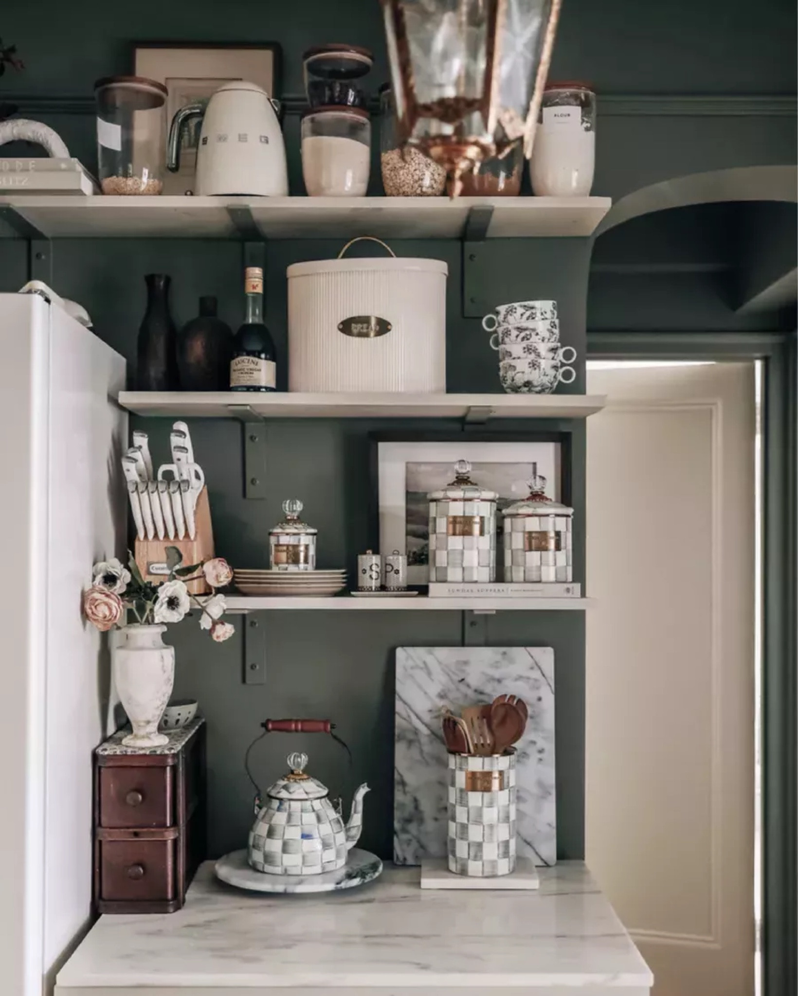 Kitchen shelf decor and kitchen organization 

#LTKhome