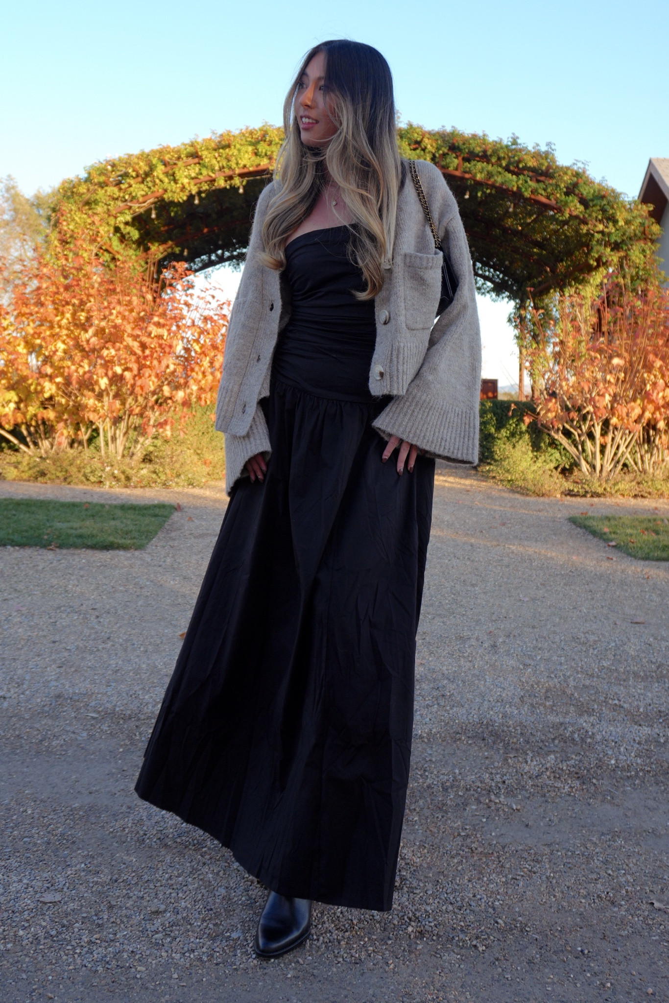 The most perfect sweater 🤩
@showpo 

#LTKFindsUnder50 #LTKSeasonal #LTKFindsUnder100