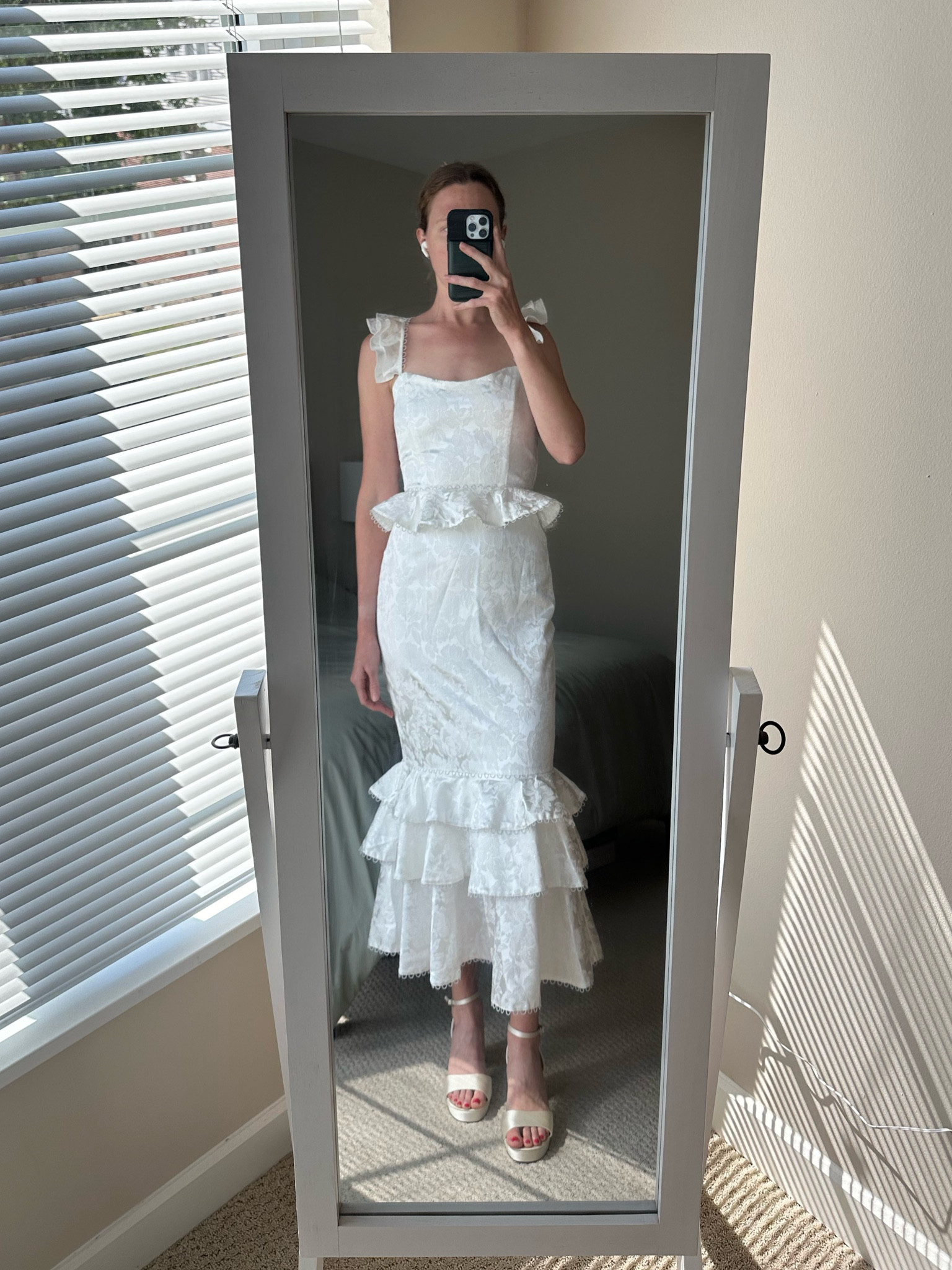 Beautiful Ruffle White Bridal Maxi Dress

V. Chapman Violet Corset Ruffled Tiered Hem Midi Dresz from Anthropologie 