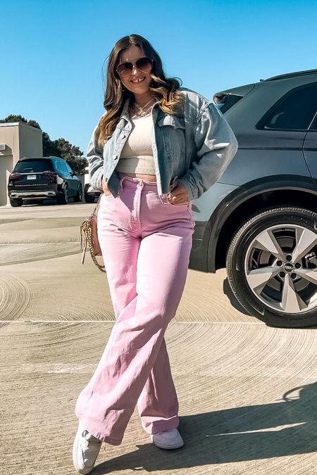 Why be blue when these pink wide leg jeans exist 🥰 These are always an attention getter and get so many compliments! They’re under $50 and come in petite sizing!

#LTKSeasonal #LTKfindsunder50 #LTKstyletip