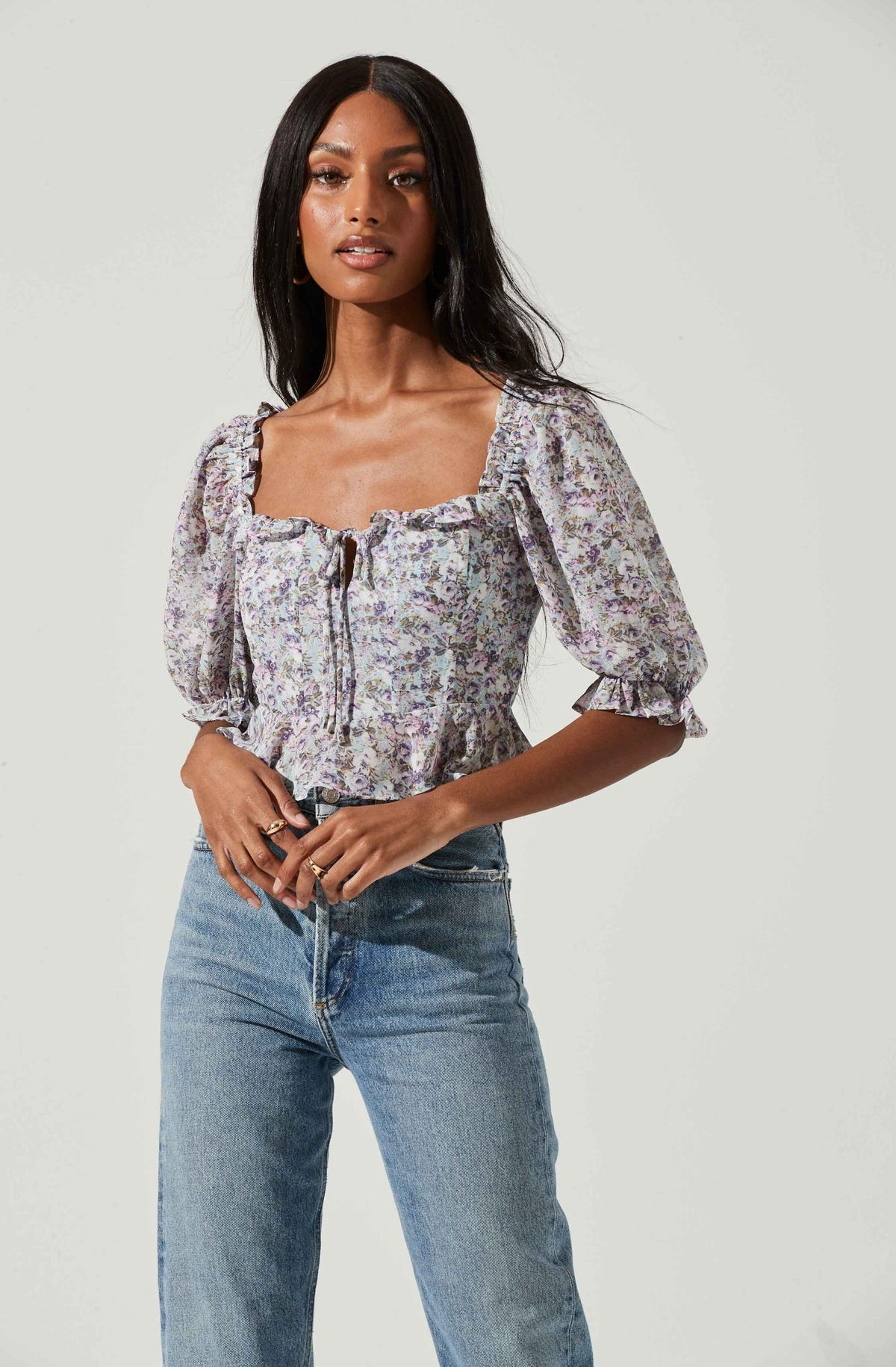 Half Sleeve Floral Back Cutout Top - Blue purple ditsy / XS | ASTR The Label (US)