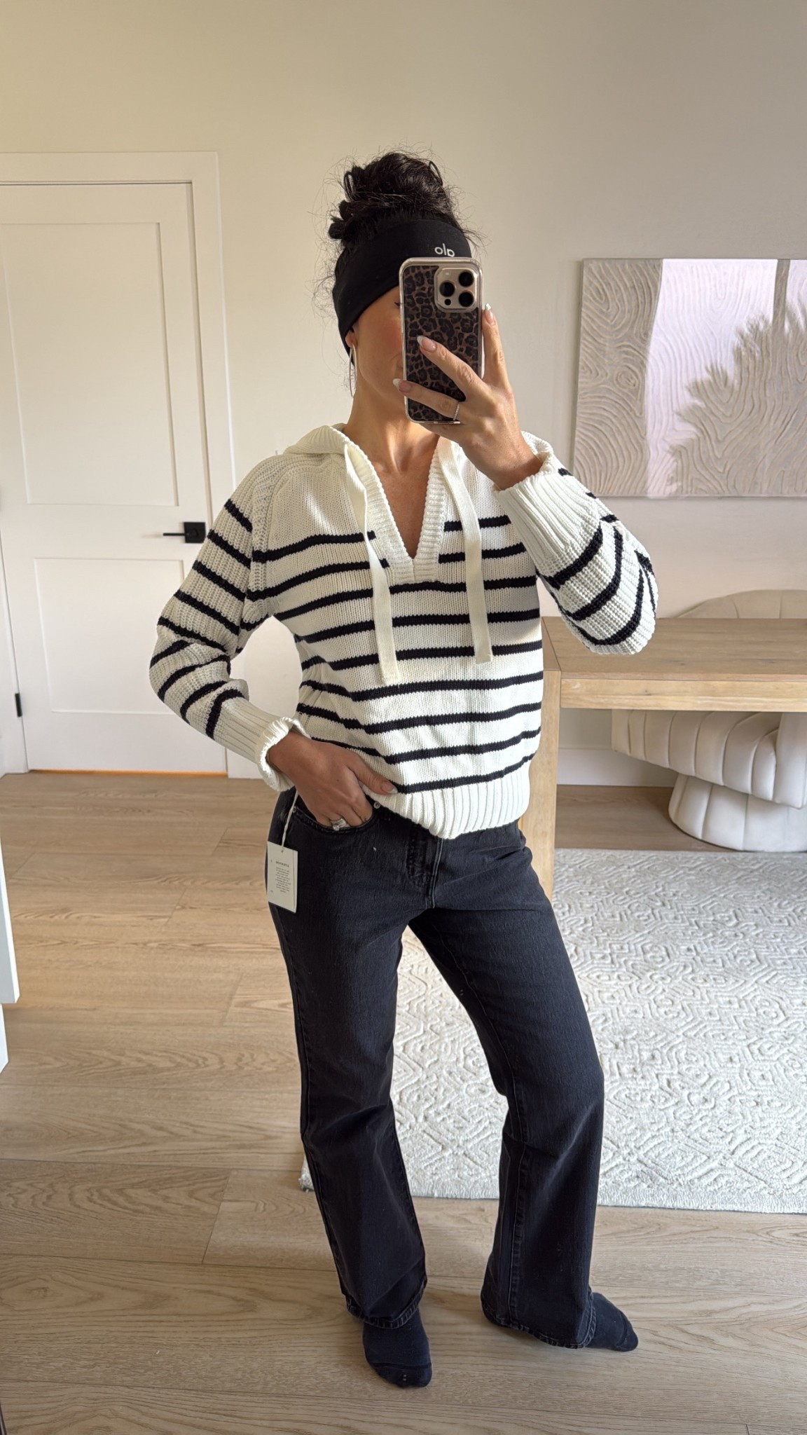Trying on some pieces I ordered from Walmart! Loving their spring drop!
Striped knit pullover size small
Bootcut jeans size 2 (run short) 

Walmart finds 
Walmart fashion



#LTKSeasonal #LTKFindsUnder50 #LTKootd