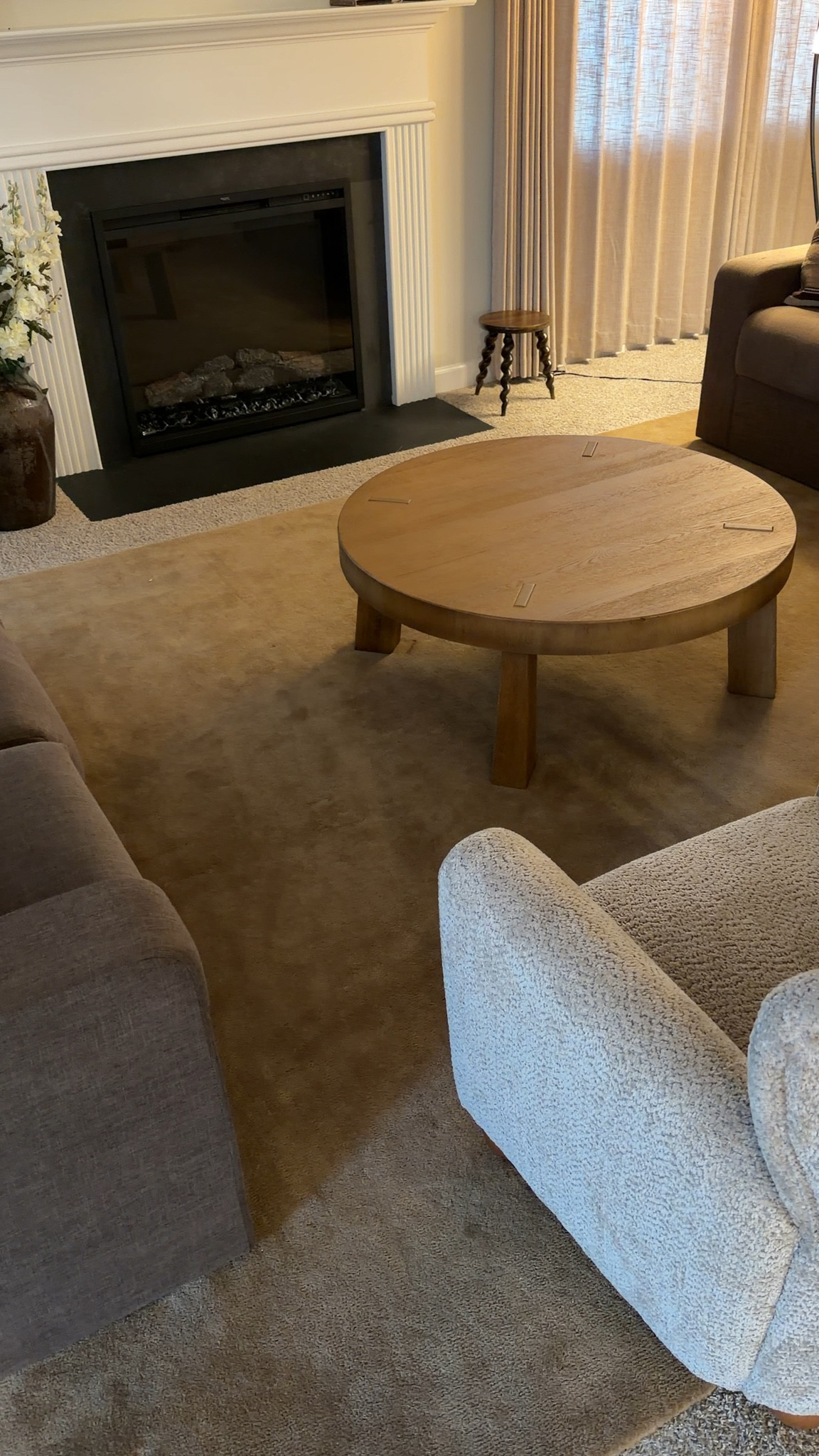 Warm living room; coffee table; round coffee table; neutral home interiors

#LTKHome