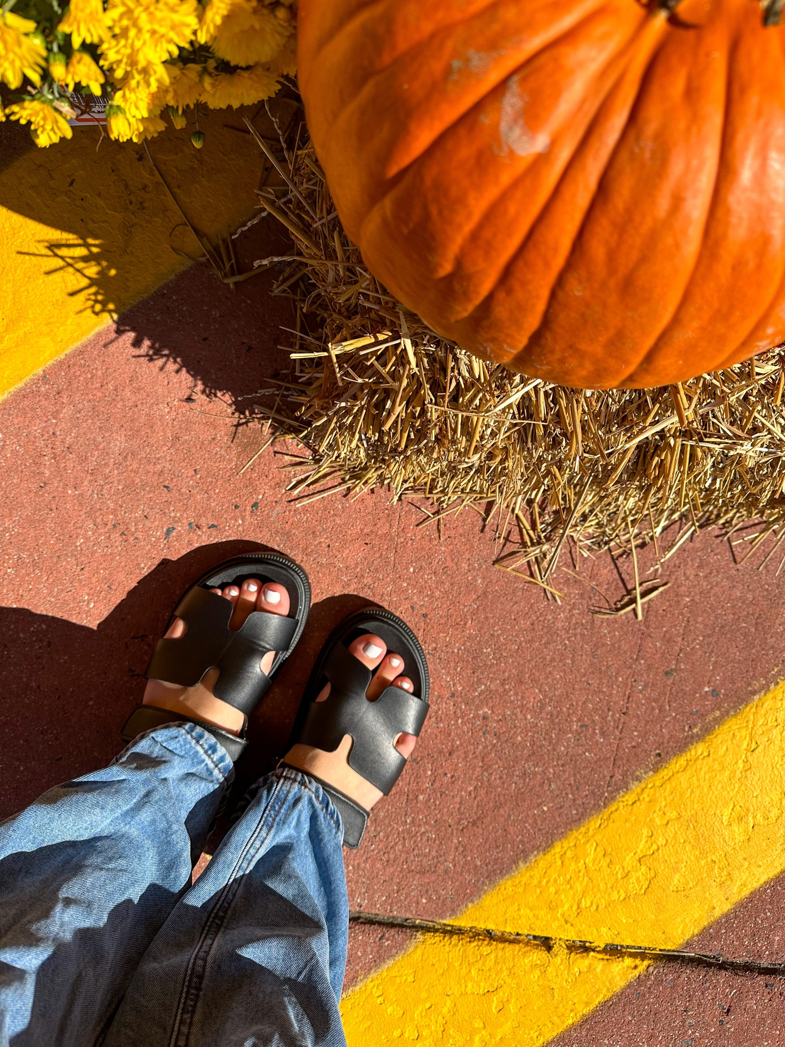 Hermes inspired Birkenstock sandals 

#LTKshoecrush #LTKfindsunder50 #LTKstyletip