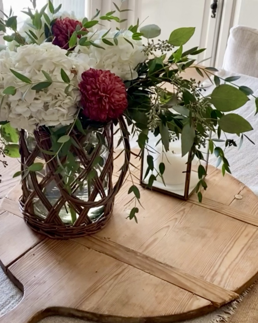 This little basket vase is so charming and makes any flowers look good!

Home decor, fall decor, coffee table decor 



#LTKSeasonal #LTKFindsUnder50 #LTKHome