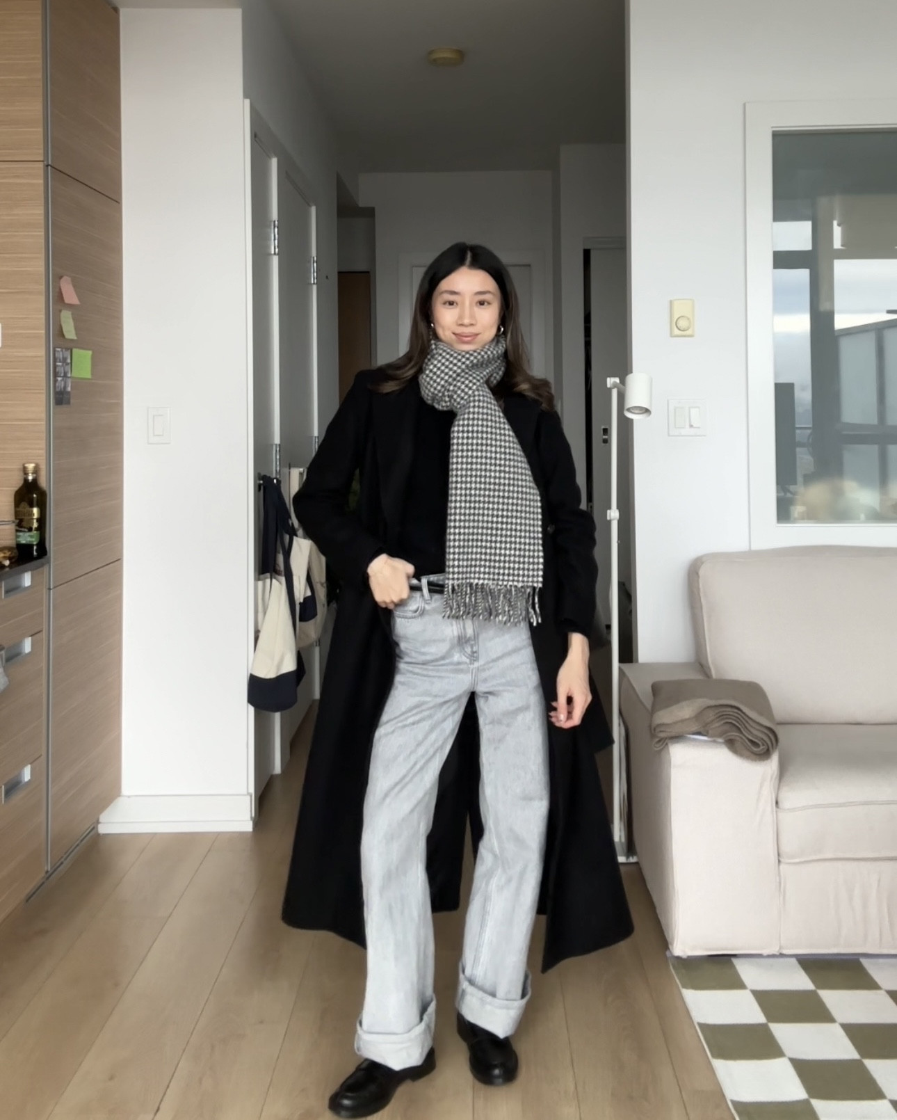 Winter office day fit check featuring the easier winter outfit combo - black sweater + white tshirt + jeans + coat. 

Coat is old by Massimo Dutti, linking similar here. Scarf by Sezane, love this classy print. Wide leg jeans are my all time favorite by Sezane. Black Sweater from Aritzia. Loafers from TODS, linking similar. Jewelry by Missoma. Belt is old Bottega. Bag by Loewe 



#LTKsale #LTKwinter #LTKworkwear