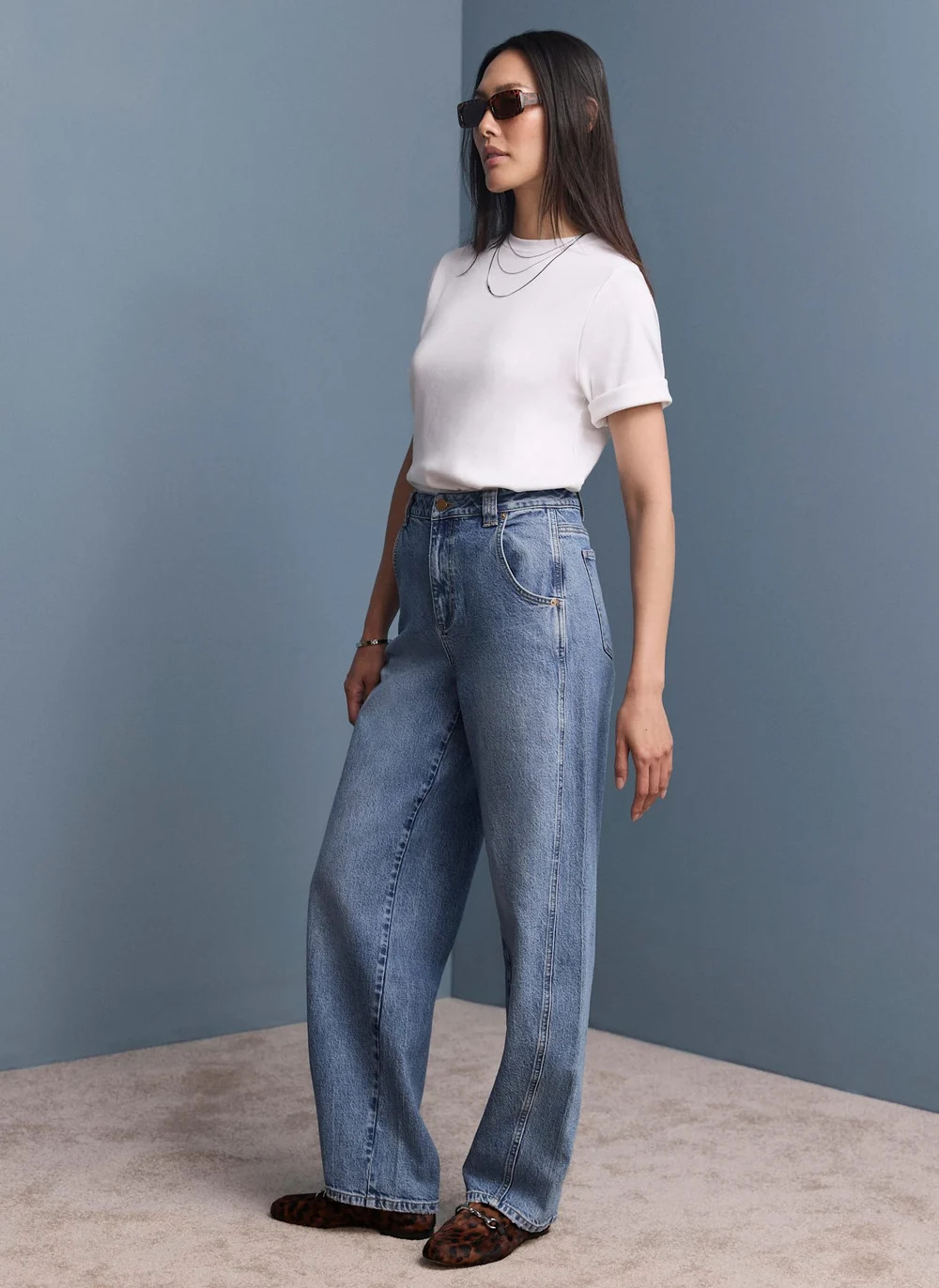 Mid Indigo Ultimate Relaxed Barrel Leg Jeans | Mint Velvet