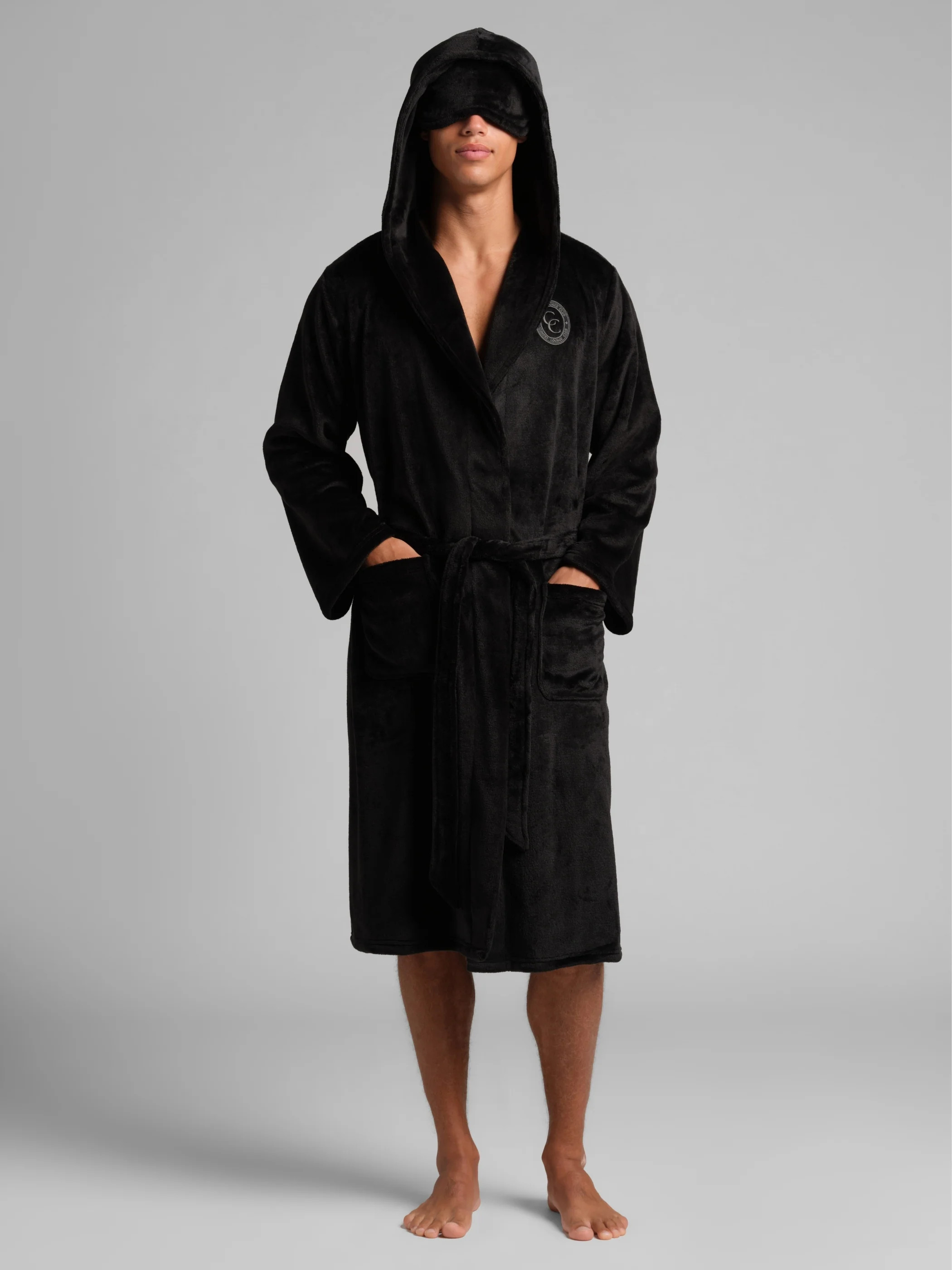 Comfrt Do Not Disturb Dreamdayâ¢ Plush Robe | Onyx Black | M/L | Comfrt