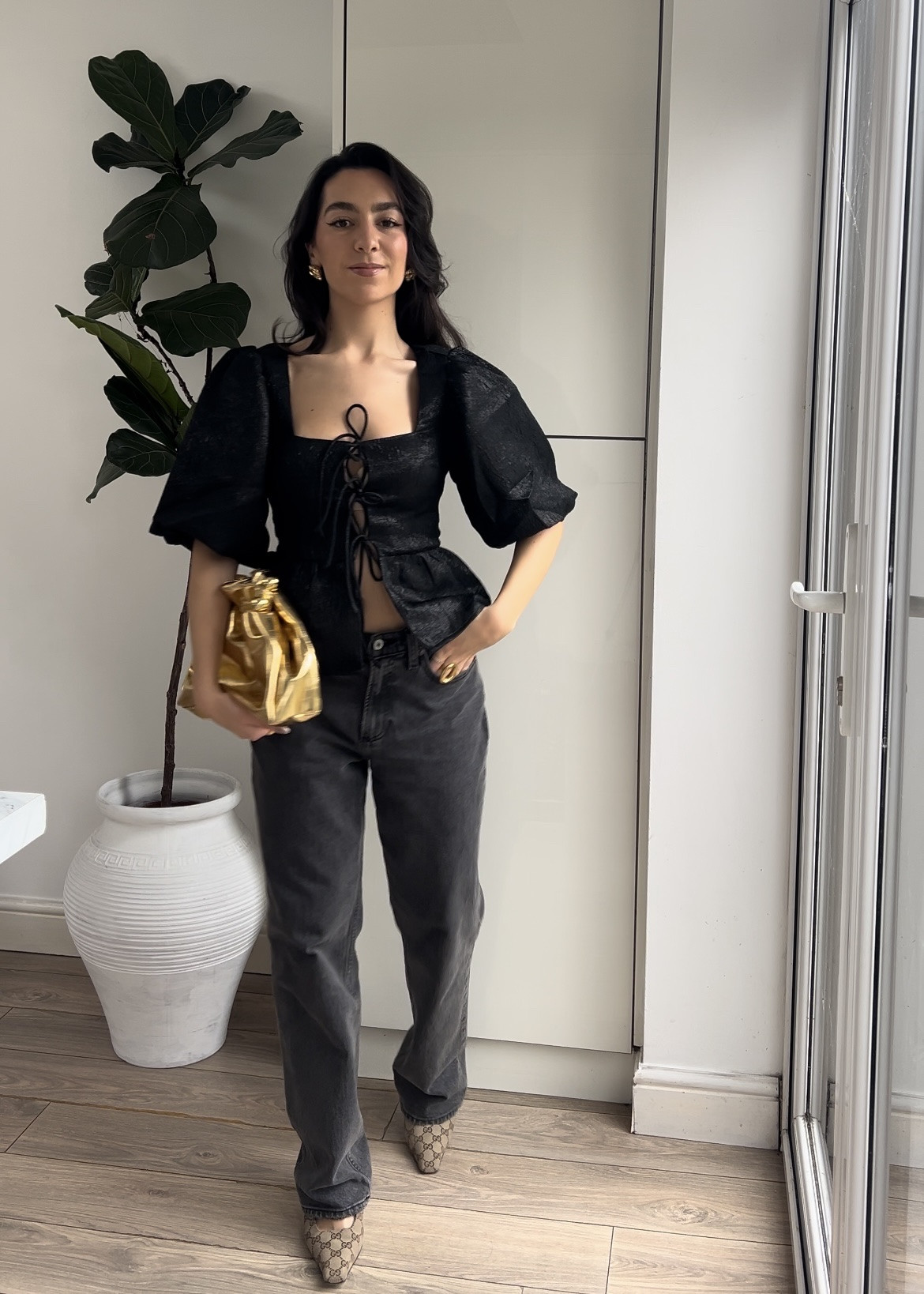 Party season outfit, h&m, Abercrombie jeans, gucci slingbacks, gold clutch bag, asos

#LTKpartywear #LTKeurope #LTKuk