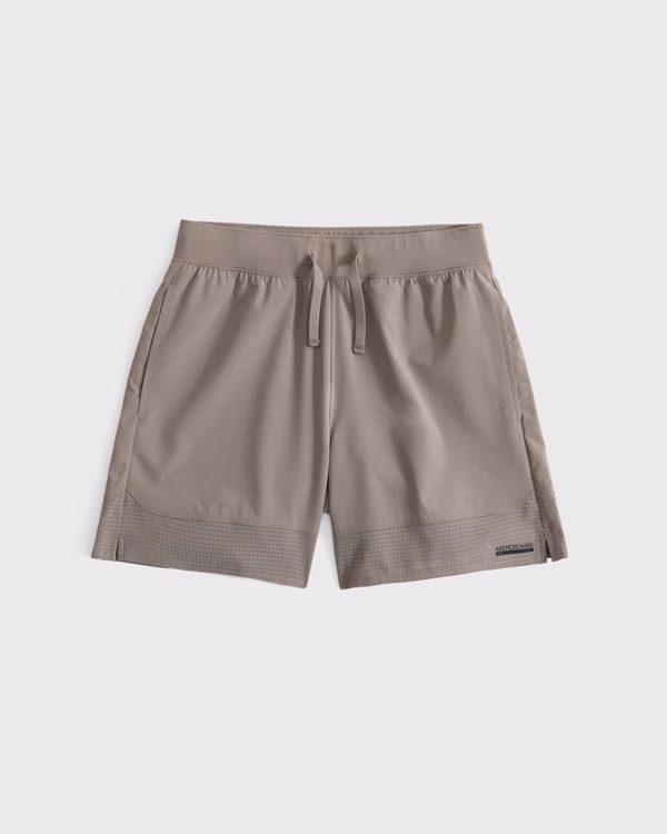 ypb motiontek training shorts | Abercrombie & Fitch (US)