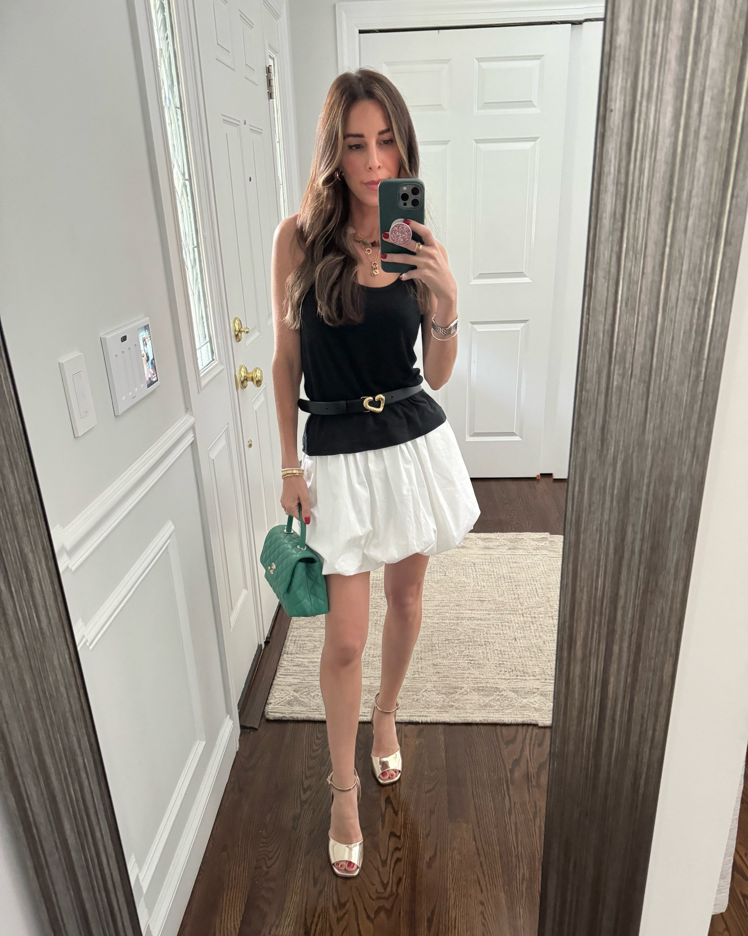 Girls night out in my bubble skirt!


#LTKSaleAlert #LTKFindsUnder50 #LTKFindsUnder100