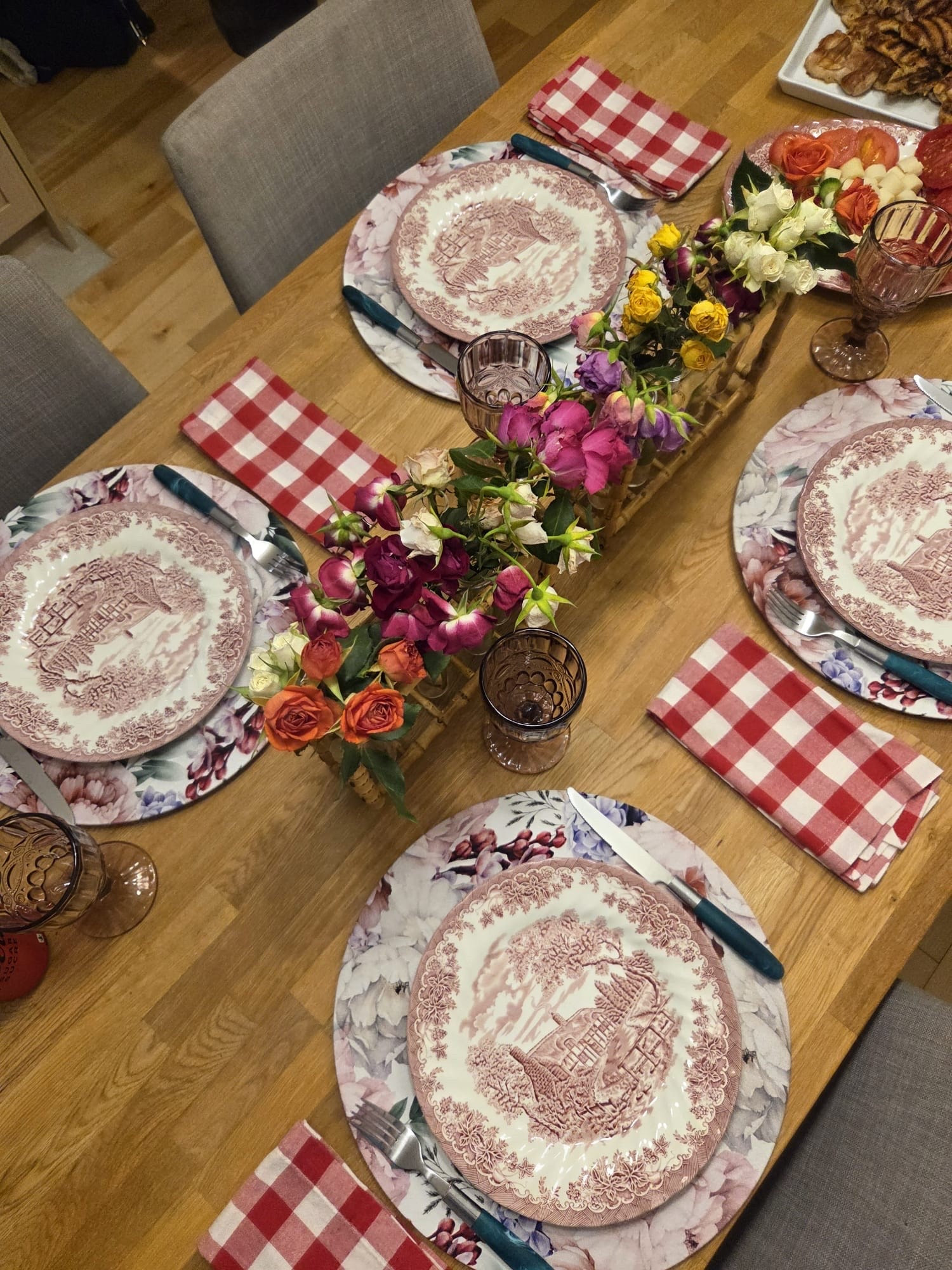 Mixing patterns on your table

#LTKcanada #LTKhome #LTKsummer