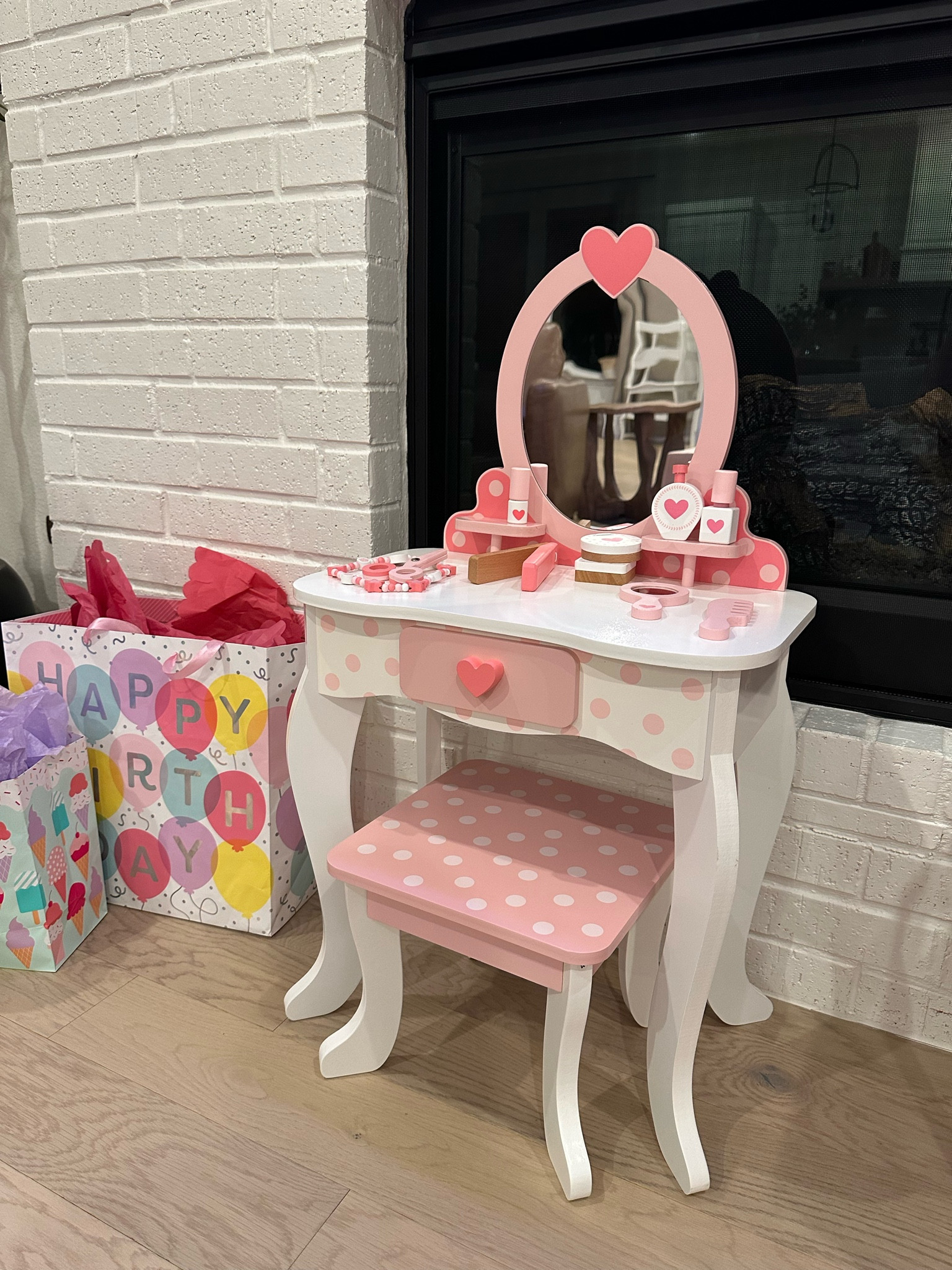 toddler girl makeup hair vanity birthday present 

#LTKfindsunder100 #LTKkids