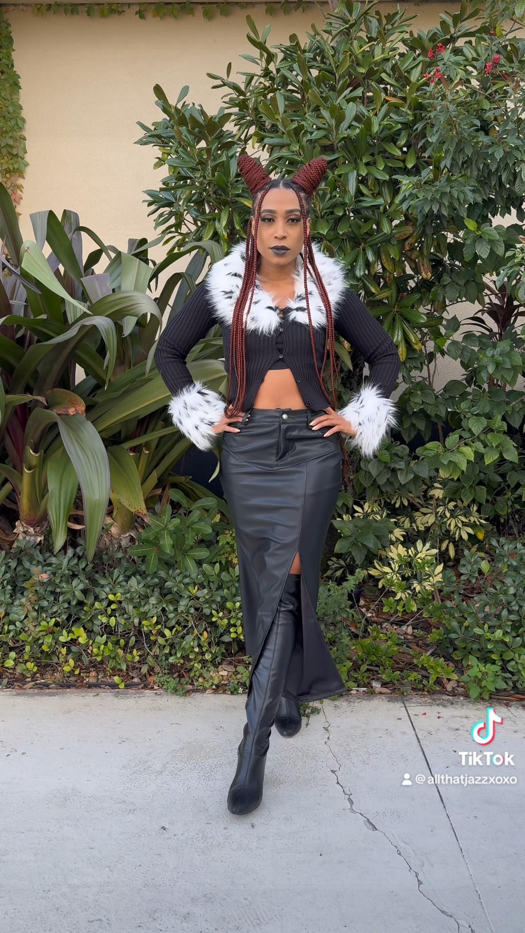 It’s giving Cruella Deville 🐾 and I love it!!! 🥰

#LTKfindsunder100 #LTKmidsize #LTKstyletip