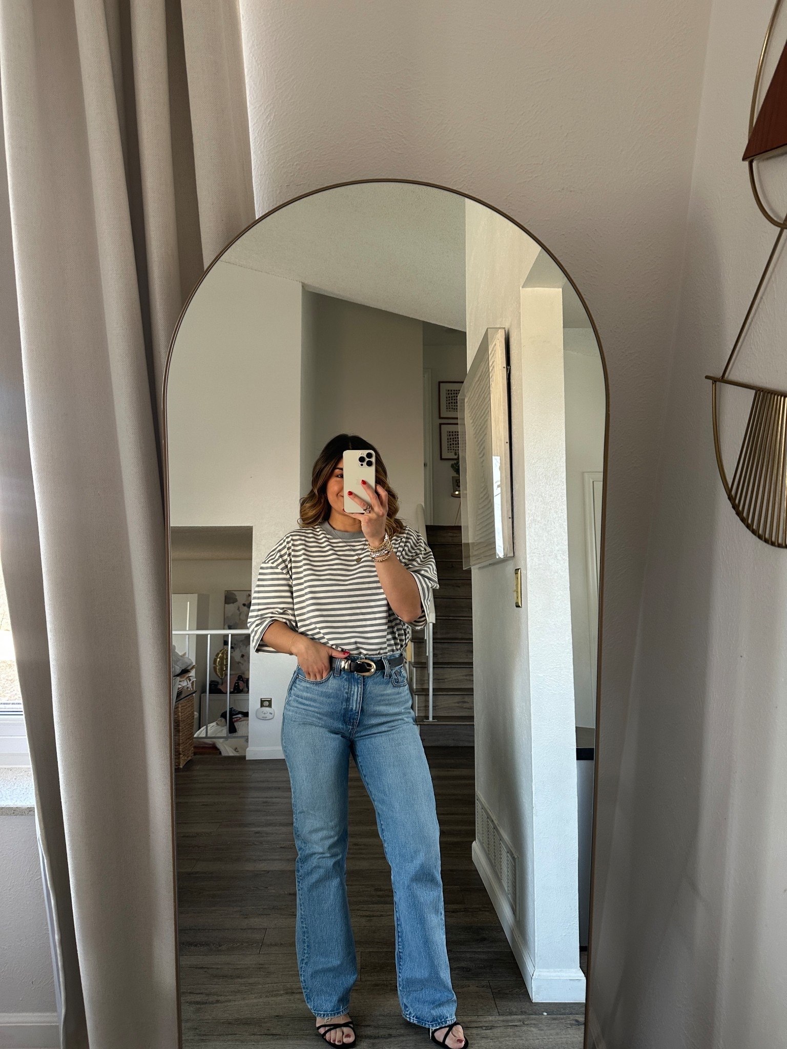 Found the perfect tee for spring! Comes in a bunch of colors but this grey one is adorable! It runs tts. Add a blazer and pumps for the perfect business casual look! 
Tee size small
Jeans size 25

#LTKootd #LTKWorkwear #LTKSeasonal