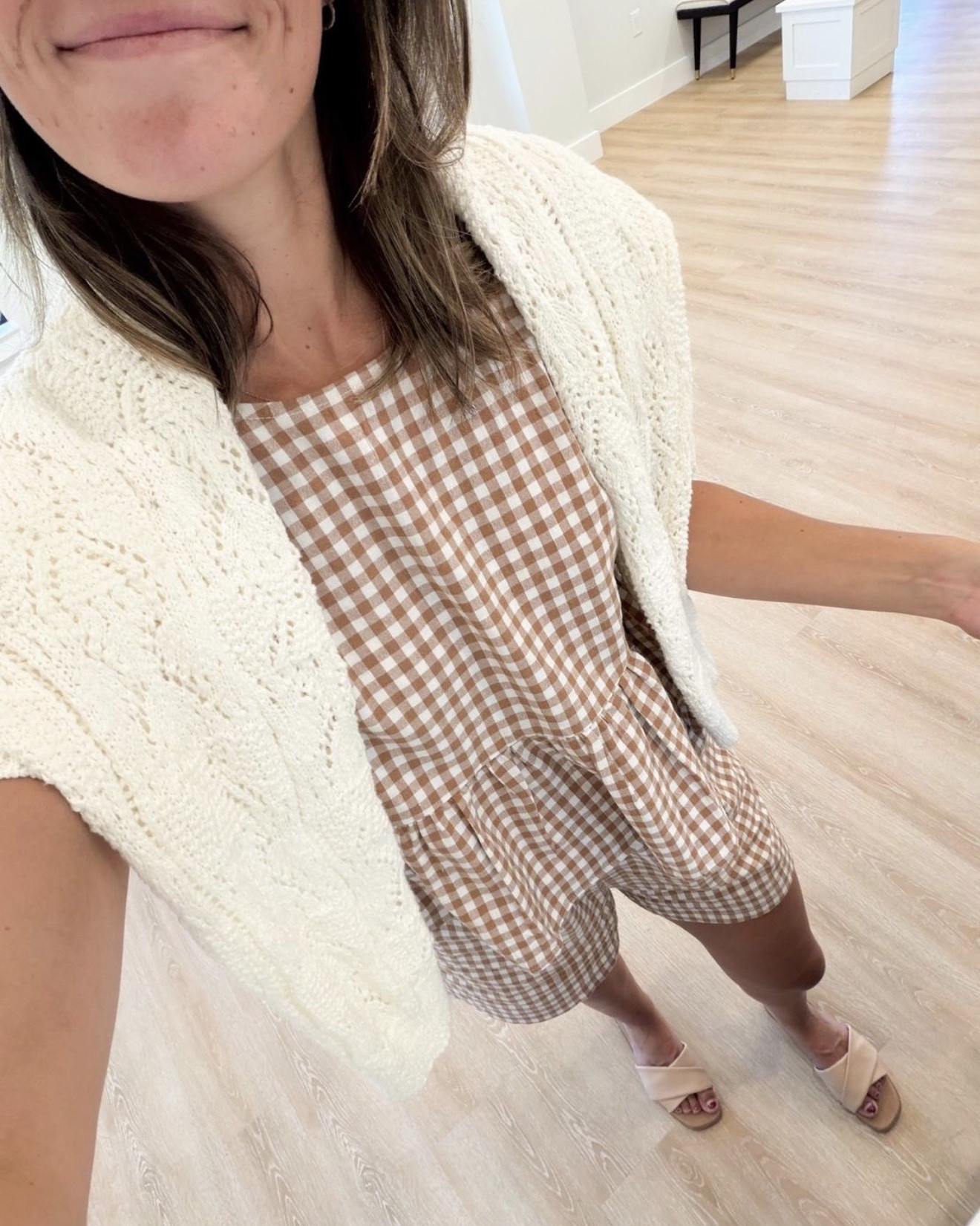 love this gingham short set 😍
-
gingham, gingham set, two piece set, prefall outfit, summer to fall outfit idea, university of Texas, college colors, gameday, college gameday

#LTKU
