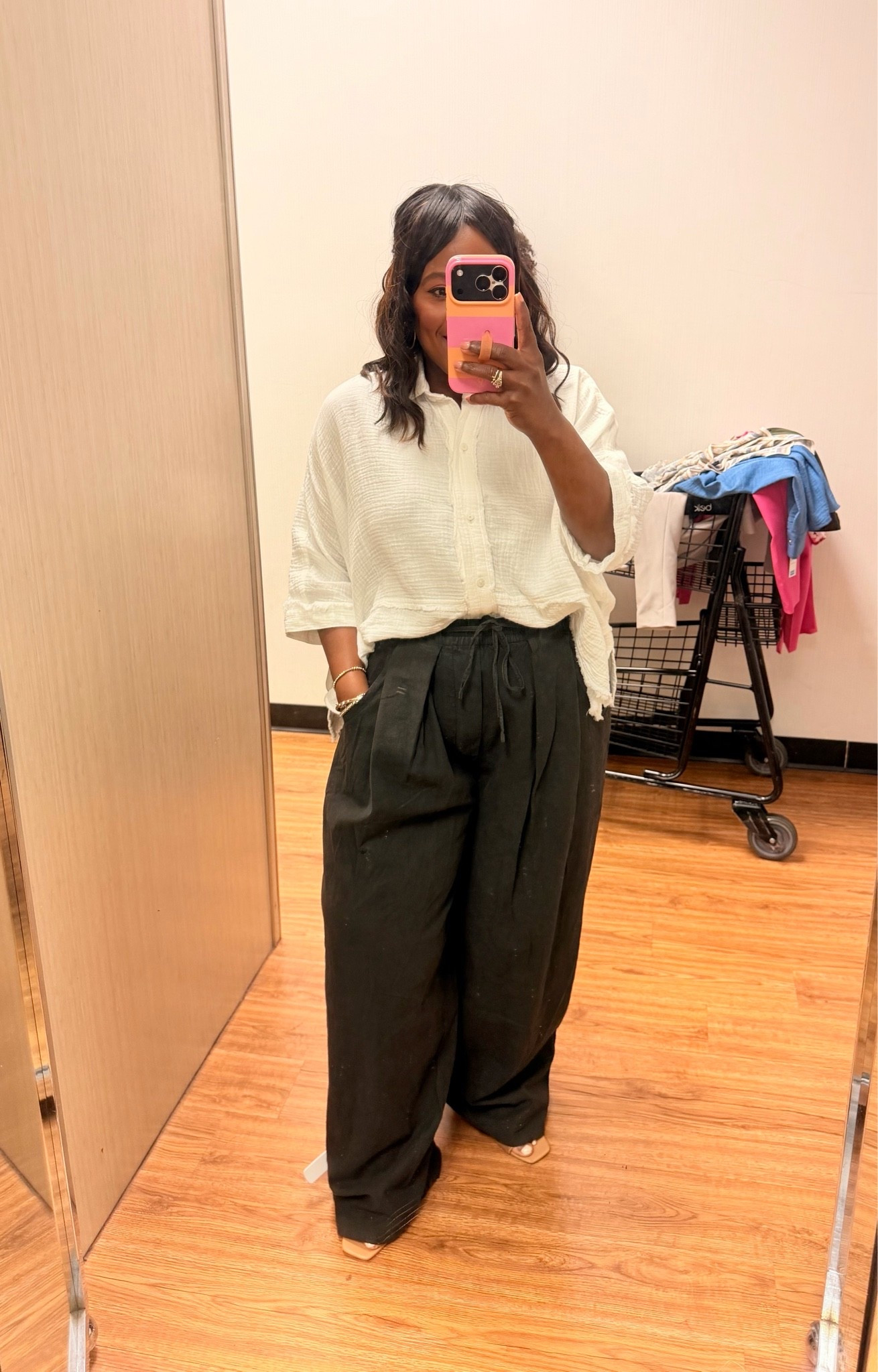 How fun are these relaxed free people black trouser pants? Wearing the size M.

#LTKootd #LTKMidsize #LTKPlusSize
