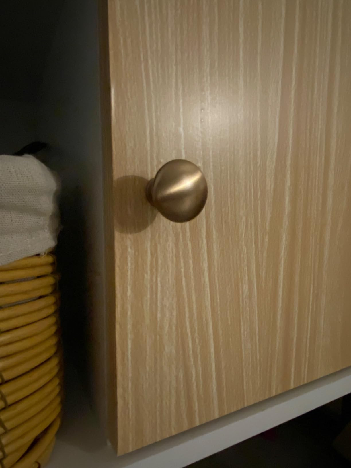 Amerock | Cabinet Knob | Burnished Brass | 1-1/4 inch (32 mm) Diameter | Edona | 1 Pack | Drawer Knob | Cabinet Hardware | Amazon (US)