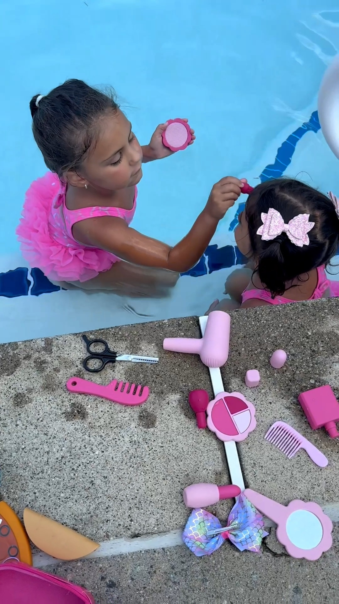 POV: you’re a mom who doesn’t want to play Marco Polo…. Or any other pool games 🙃

#LTKFamily #LTKSeasonal #LTKKids