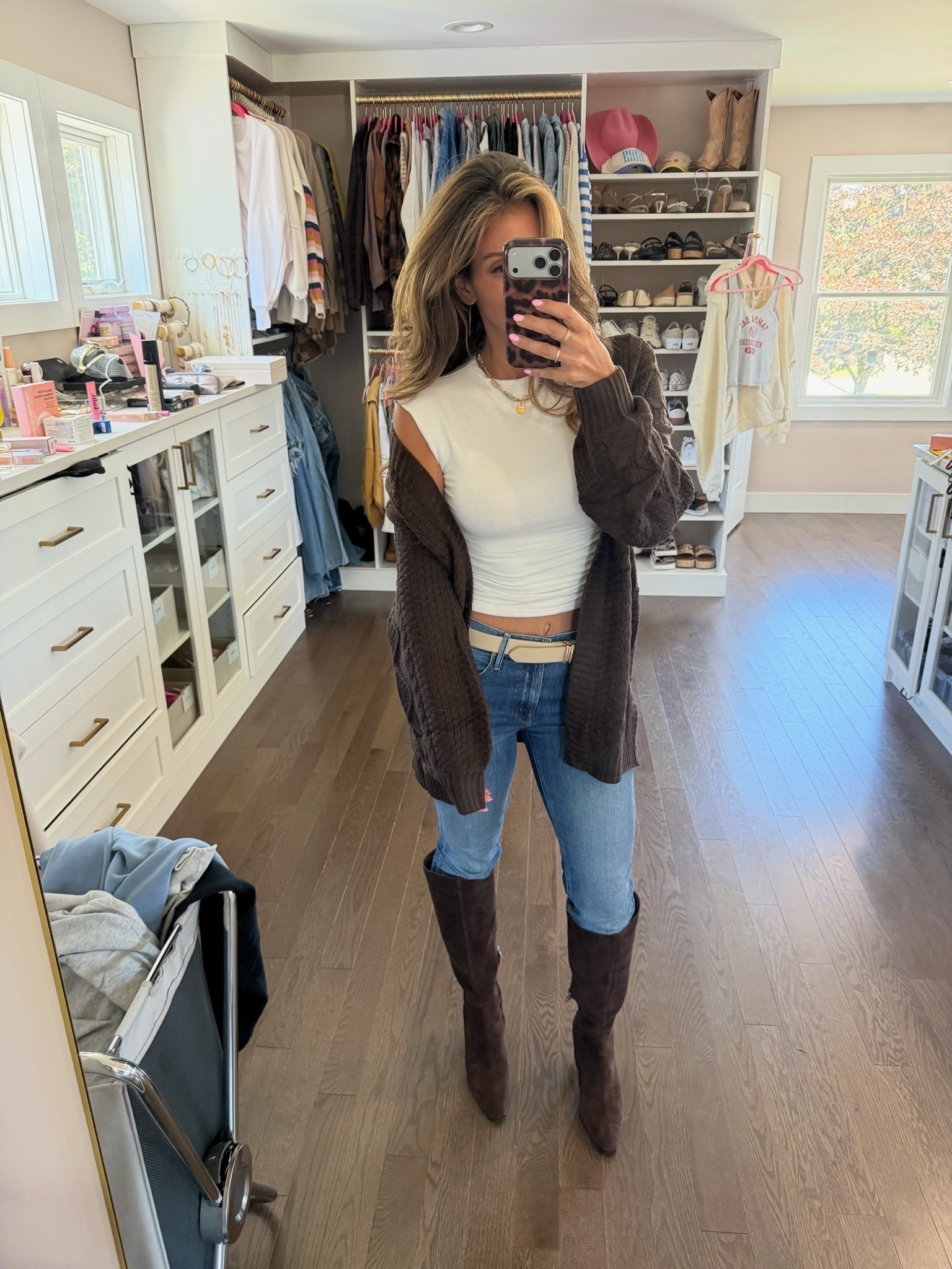 Obsessed with this cozy cardigan

#LTKootd #LTKgrwm #LTKSeasonal