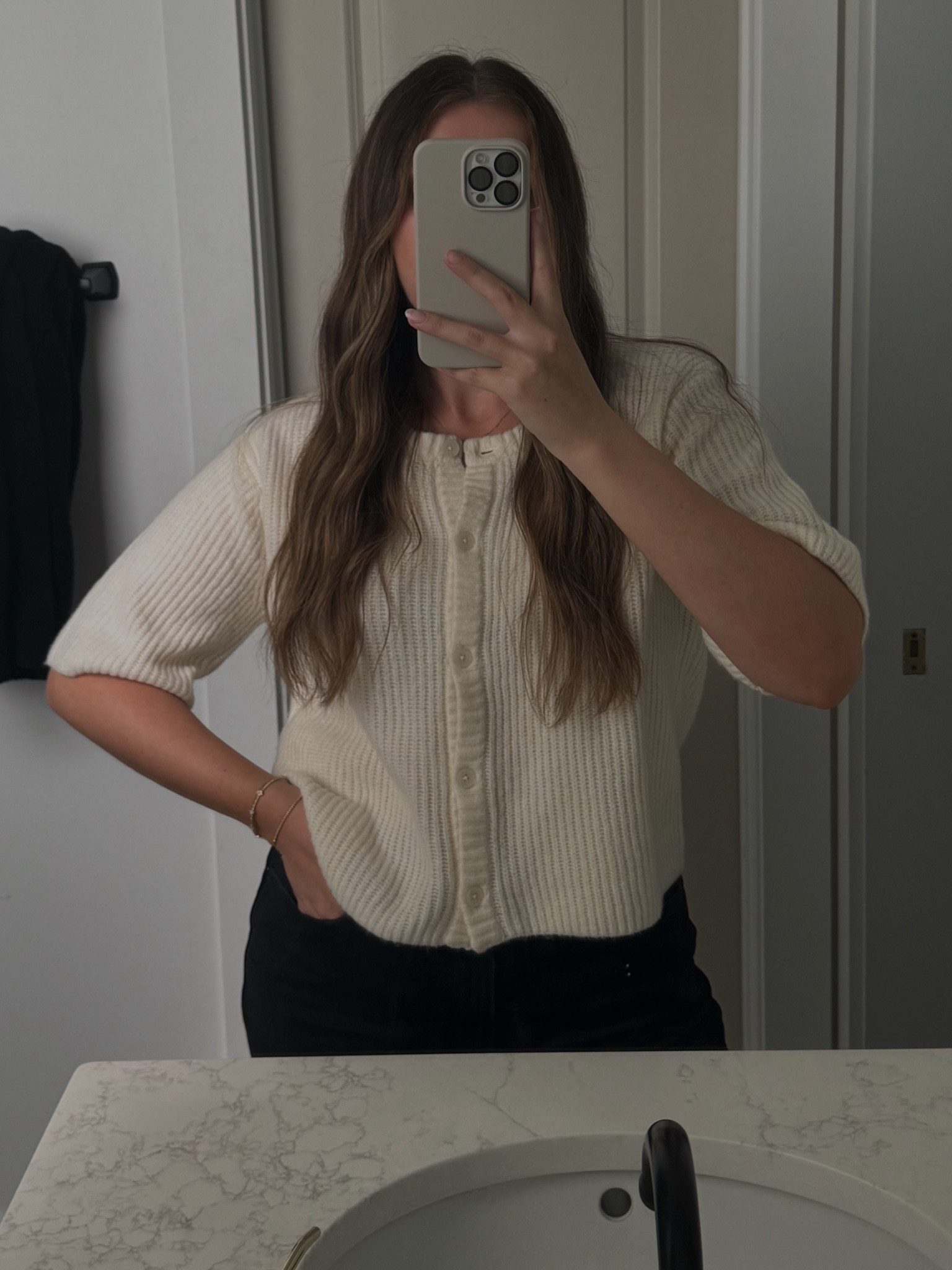 Fall transitional top🍂🐻

#LTKFallSale #LTKSeasonal #LTKFindsUnder50