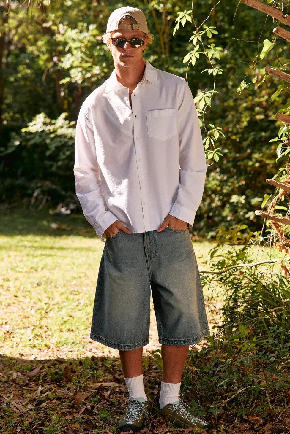 BDG Astro Baggy Washed Denim Jorts | Urban Outfitters (US and RoW)