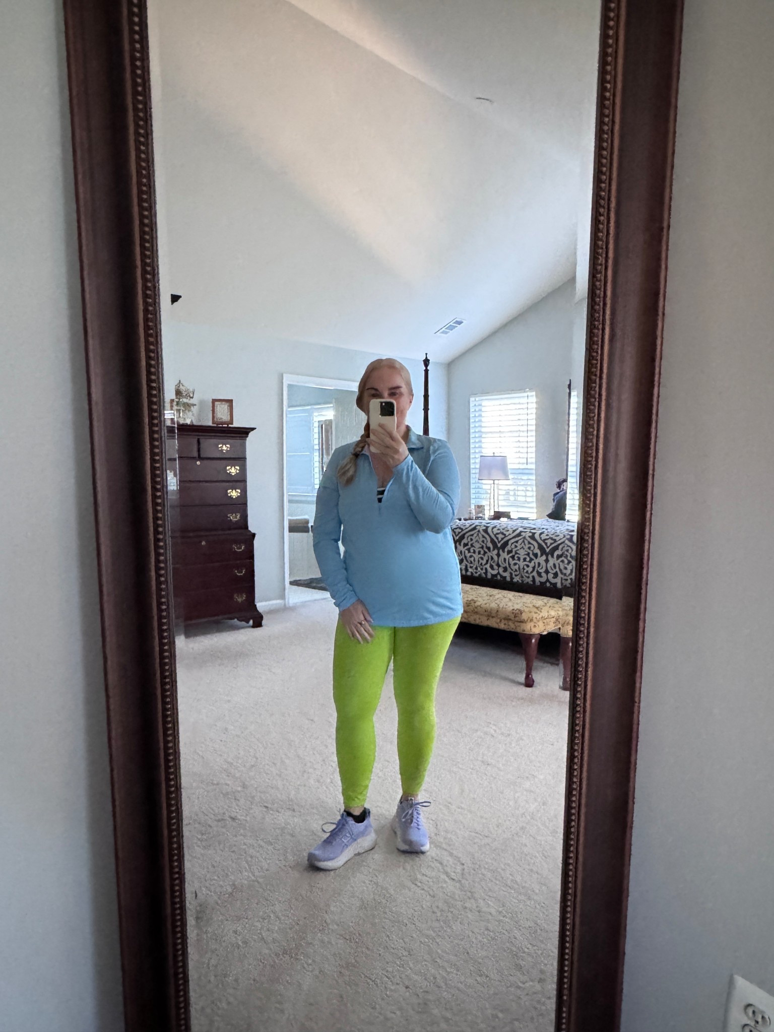 Walk + strength training kind of day 💪

Focusing on consistency over perfection—especially right now.

These are the pieces I’m reaching for when I want to feel comfortable, supported, and actually move.

#midlifelifestyle #over50fitness #walkingworkout #everydaystyle #ltkfit

#LTKdayinmylife #LTKfitnessgoals