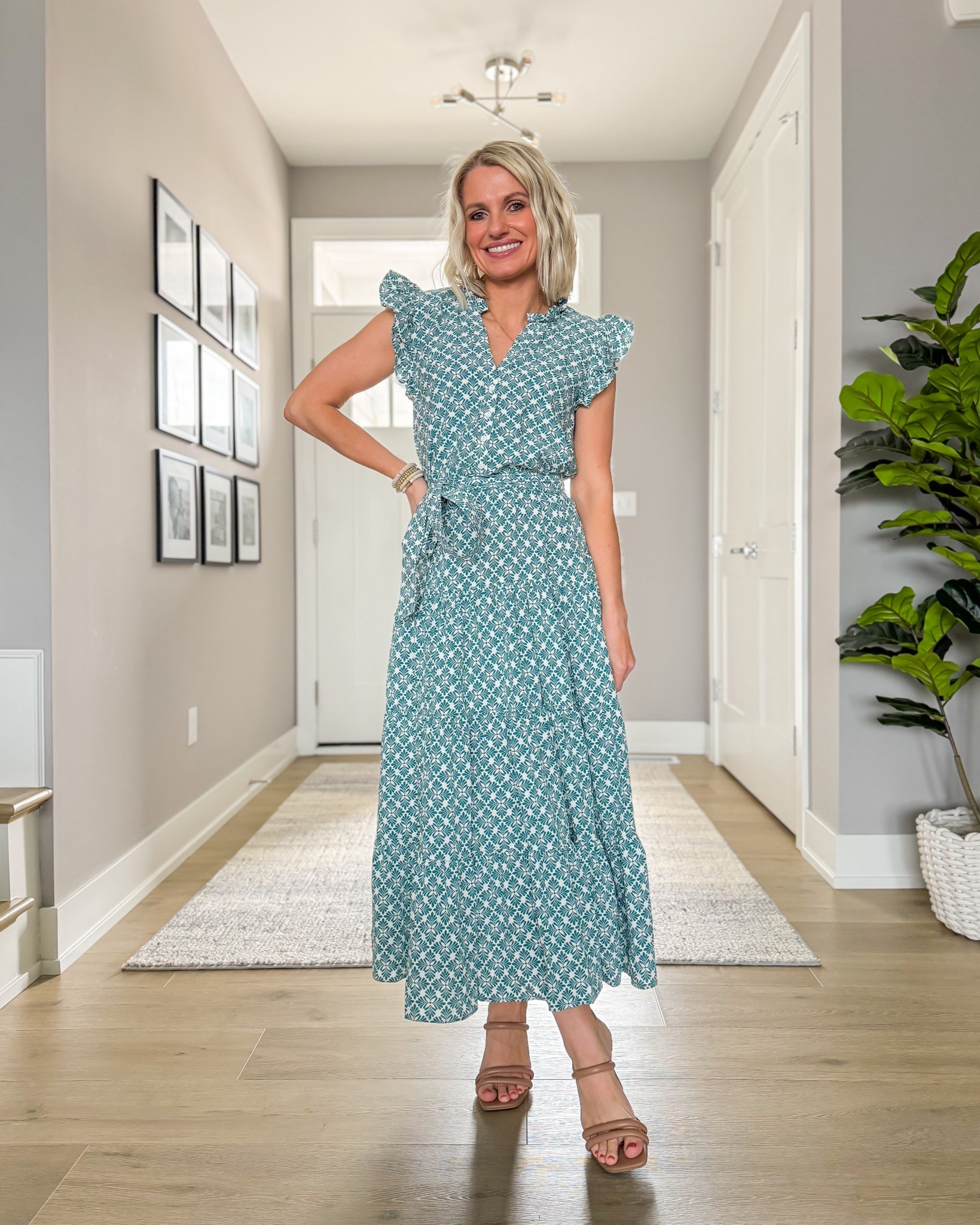 This teal dress is the perfect family photos dress! I’m wearing an xxsmall! Use code: THRIFTYWIFE10 for 10% off! 

#LTKOver40 #LTKPetite #LTKSeasonal