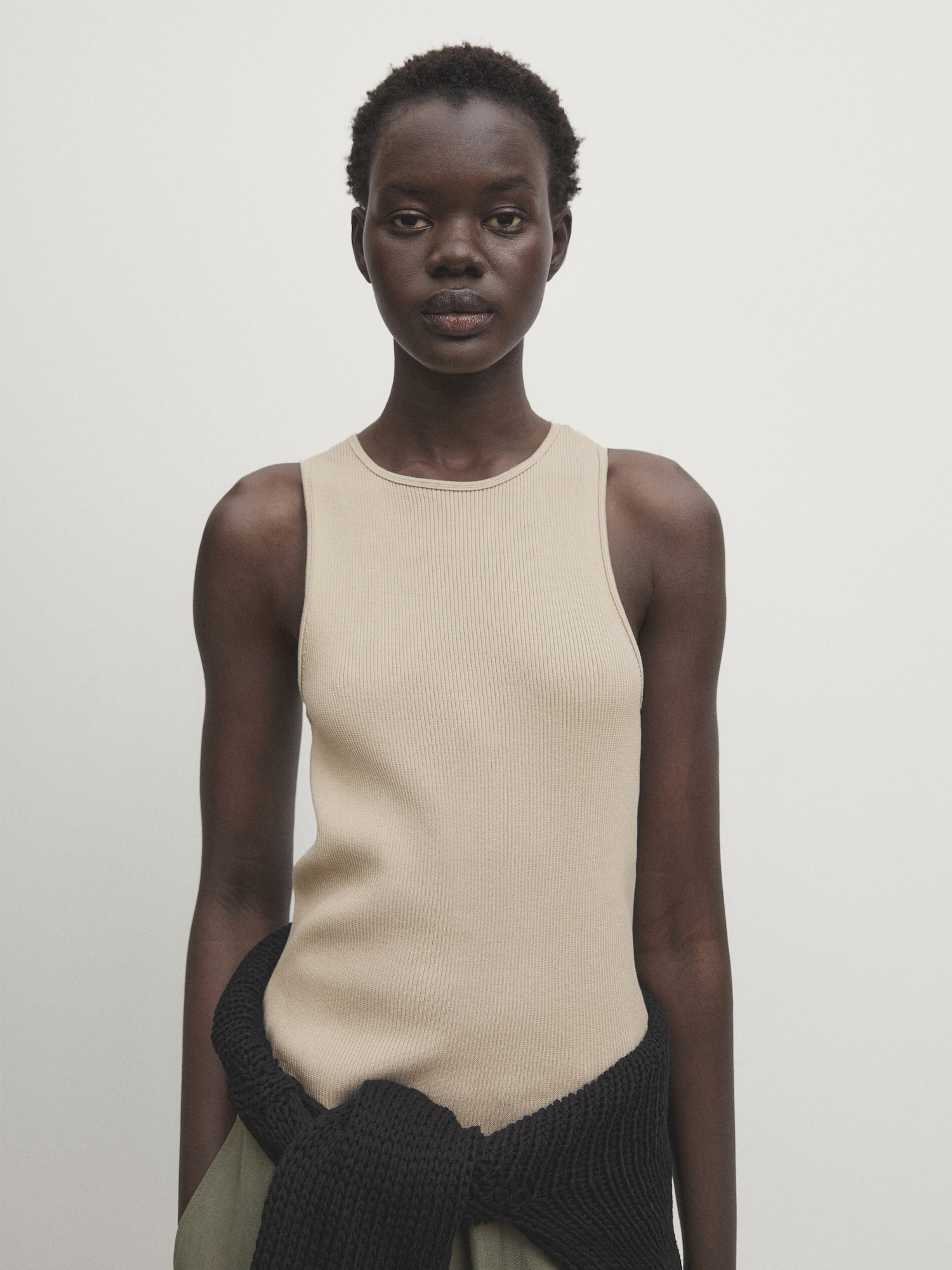 Ärmelloses Stricktop aus Baumwollmischgewebe | Massimo Dutti DE