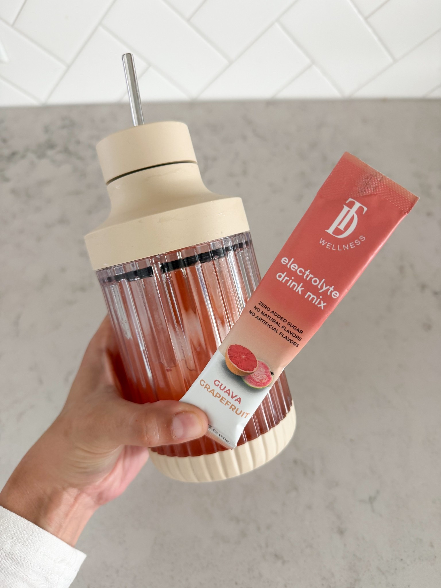 this has been my favorite afternoon pick me up // Taylor dukes isn’t link able on LTK but I LOVE her products so much 
-
linking my blender 
-
daily routine, routine, mom life, kitchen essentials, kitchen must haves, spring refresh 

#LTKfitnessgoals #LTKmomlife #LTKdayinmylife