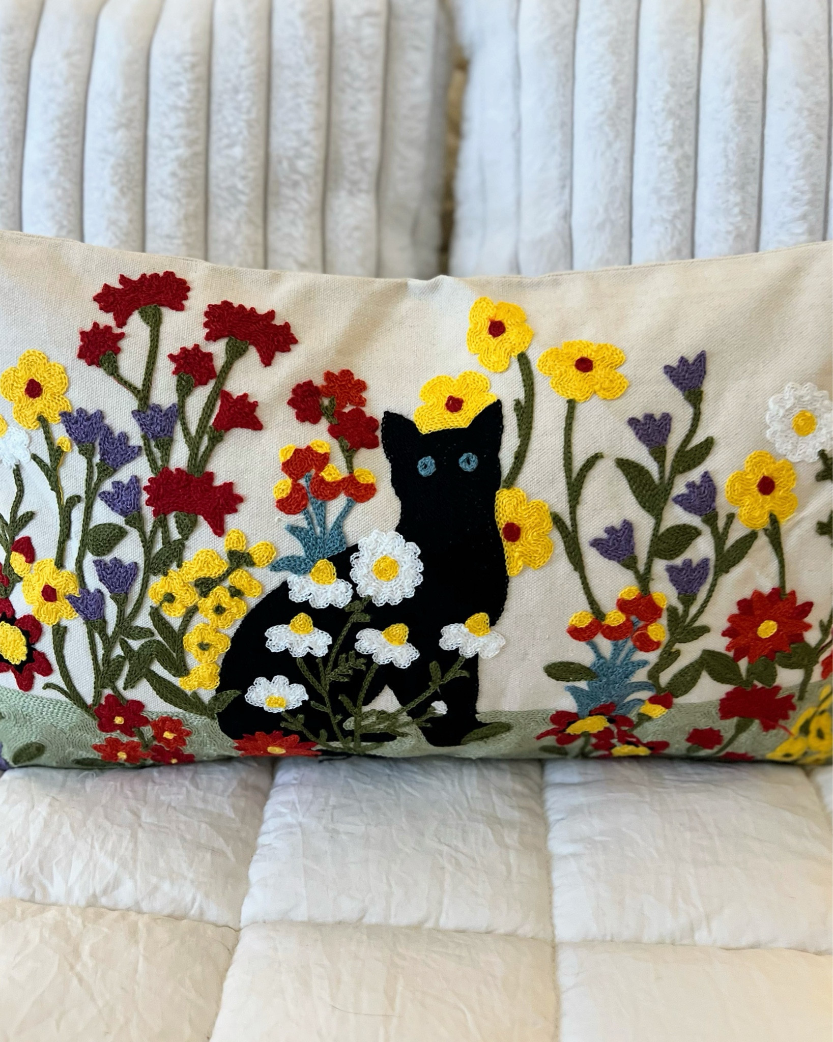 This pillow cover is adorable 

#LTKGiftGuide #LTKHome #LTKHoliday