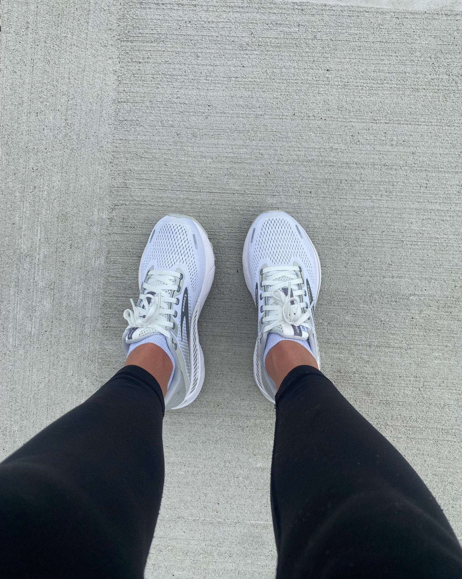 New running shoes #runningsshoes

#LTKfit #LTKsalealert #LTKshoecrush