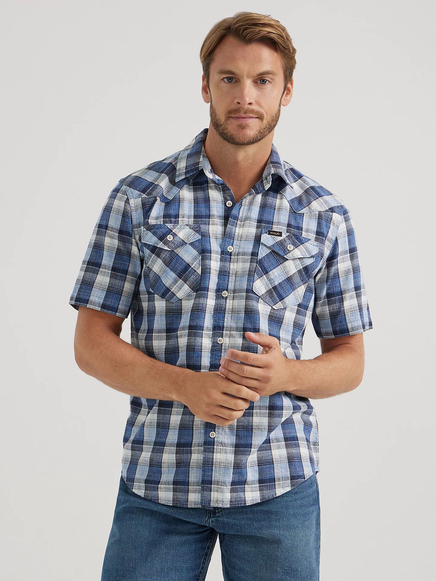 Men's Short Sleeve Plaid Shirt in Bright Colbalt | Wrangler