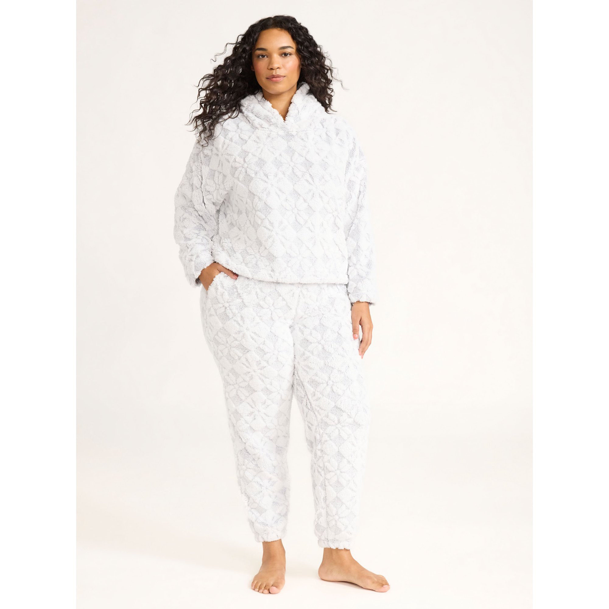 Joyspun Women's Embossed Plush Pajama Set, 2-piece, Size XS to 2X - Walmart.com | Walmart (US)