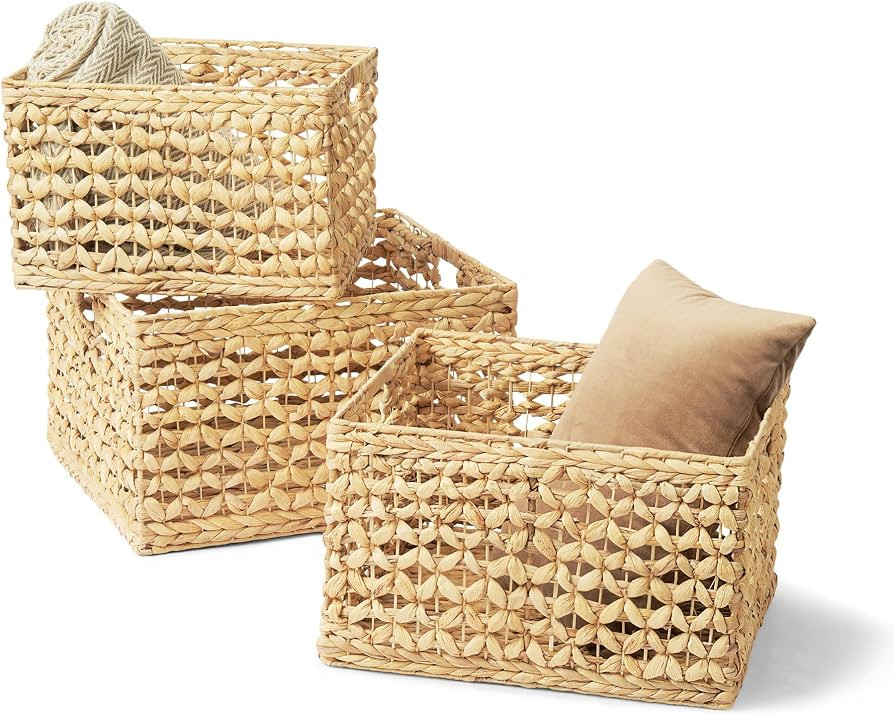Artera Oversize Wicker Storage Basket - Set of 3 Woven Water Hyacinth Blanket Baskets with Handle... | Amazon (US)