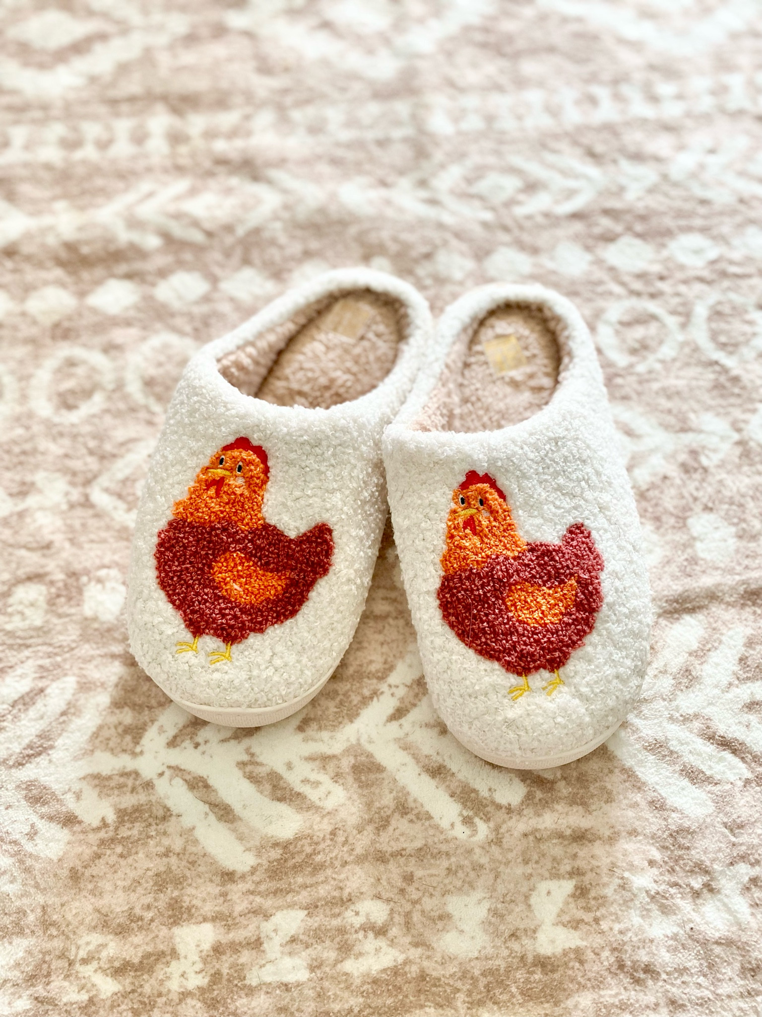 If these aren't the CUTEST slippers EVER then I dunno what are.

#LTKShoeCrush