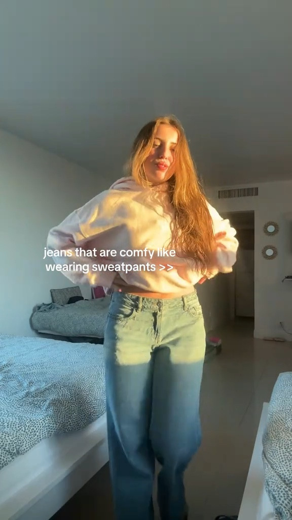 Perfect baggy jeans 

#LTKSeasonal #LTKStyleTip #LTKFindsUnder50