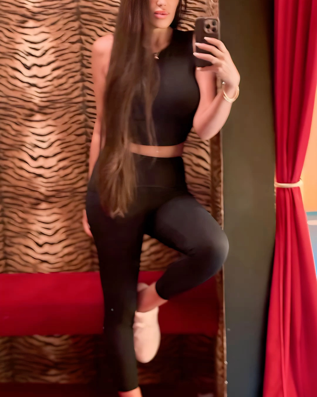 Is this a dance floor? Feeling feline fine in this all-black Spanx outfit  

#LTKFitness #LTKActive #LTKShoeCrush