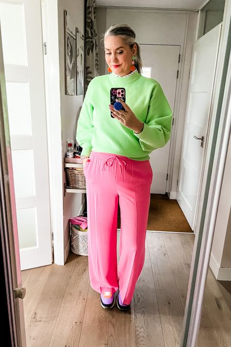 Ootd - Wednesday. Pink wide legged drawstring trousers (Last years Marks and Spencer), light green jumper (Loavies, current), dotted dicky color and Puma ride on sneakers. 

#LTKeurope #LTKmidsize #LTKstyletip