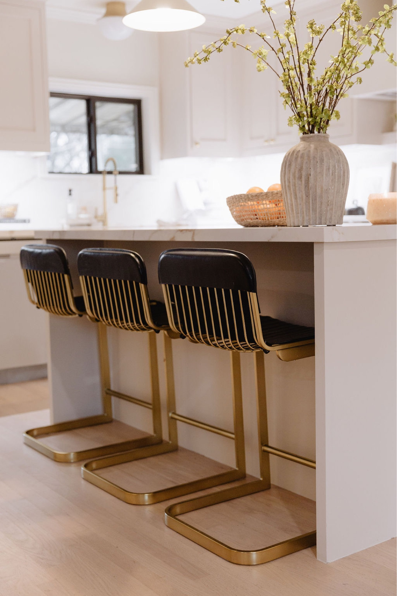 Kitchen // kitchen decor, countertop decorative objects, utensil holder, bar stools, kitchen table, dining nook, dining chairs, modern home decor, modern decor, tablescape, modern home decor, neutral home decor, dining room, dining room decor, neutrals, neutral home, decor, modern, minimalist, minimalist style, wall hanging decor, boho decor, neutrals, interior, interior design 


#LTKhome